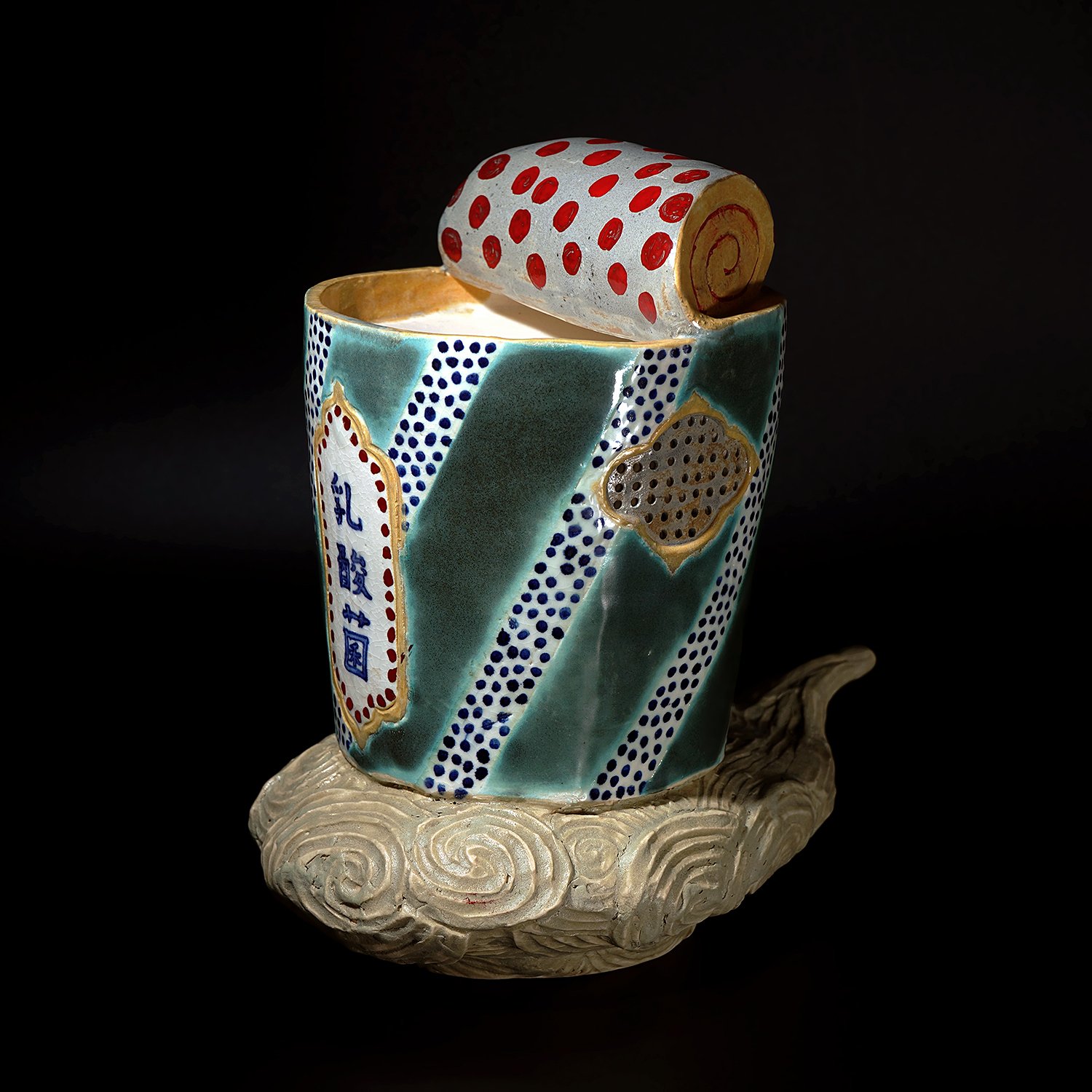 フクモ陶器展『無用的芸術』 / 作家インタビュー？｜白白庵