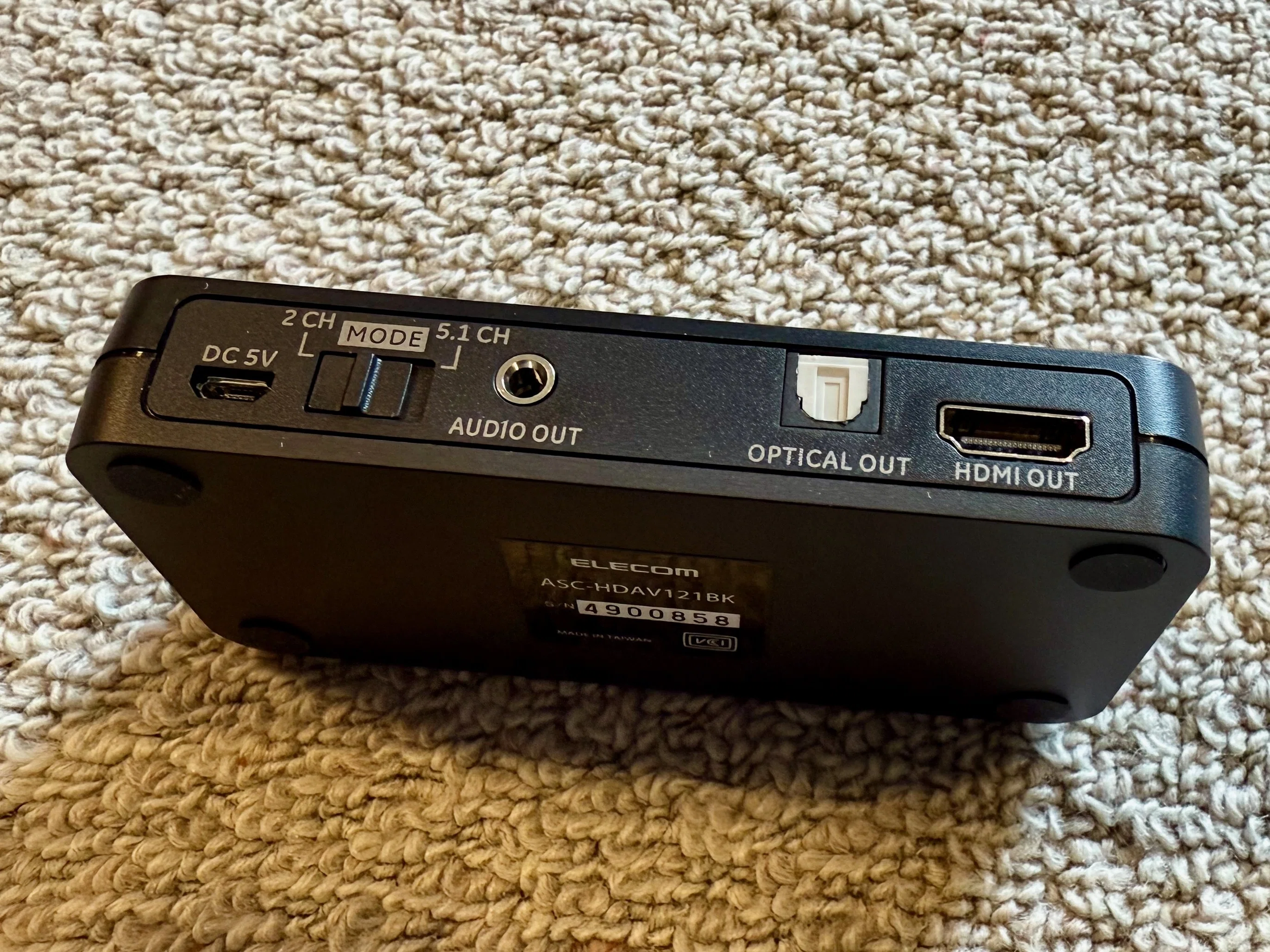 PS5をPCモニターとサウンドバーで利用する為にエレコムのHDMI音声分離