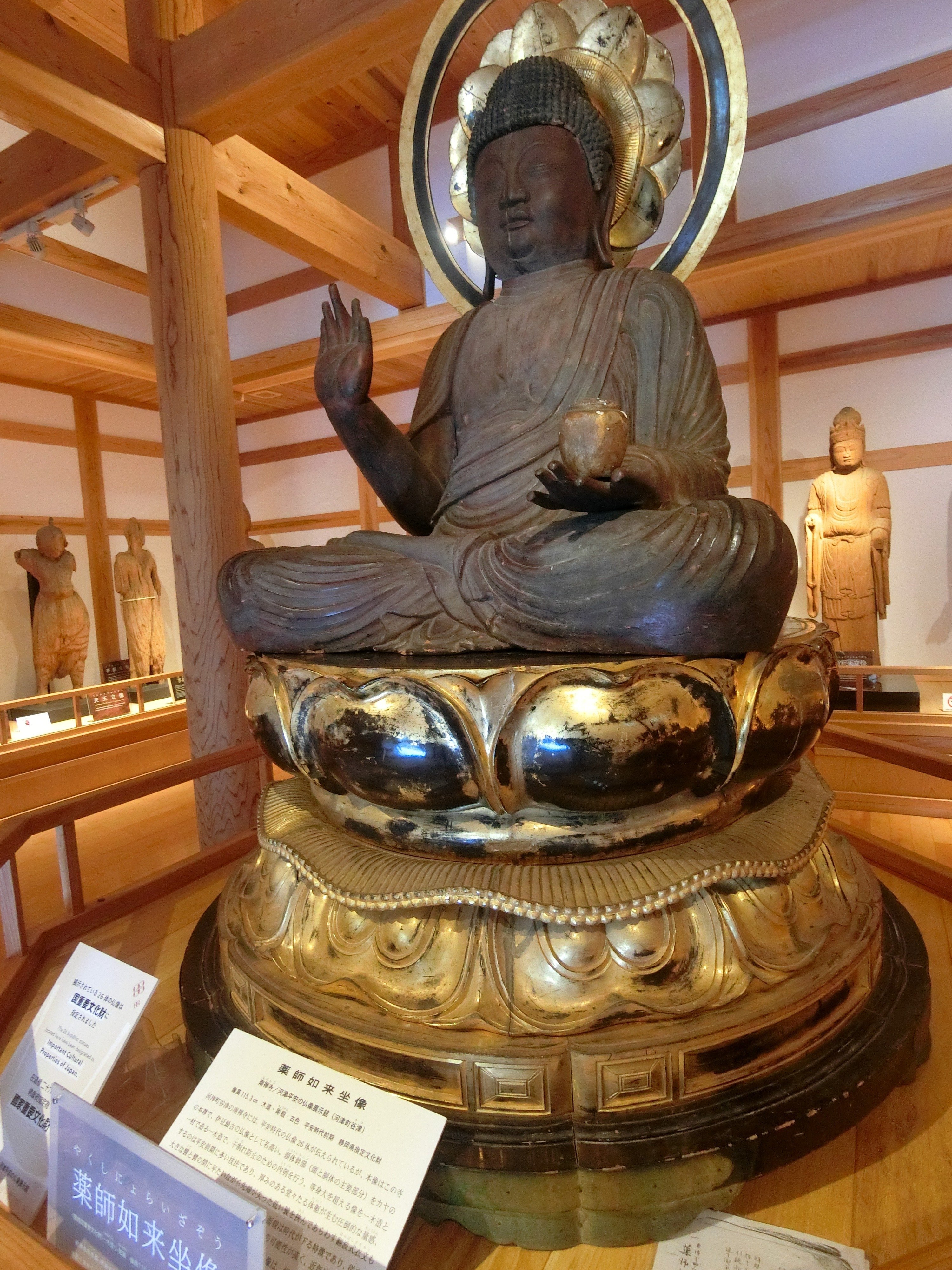 伊豆河津、那蘭陀寺の古代仏像群｜浜 立月