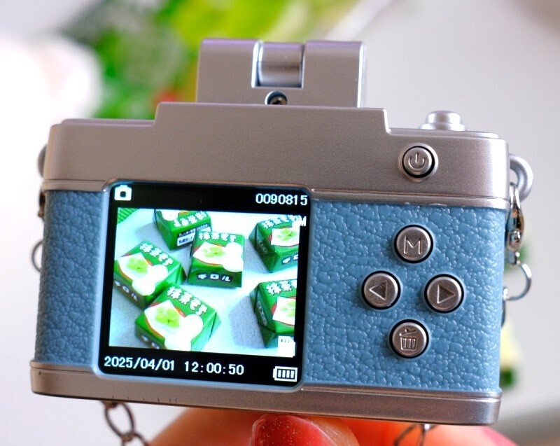 スリーコインズ ミニトイカメラ ピンク アイボリー グリーン ブルー 4