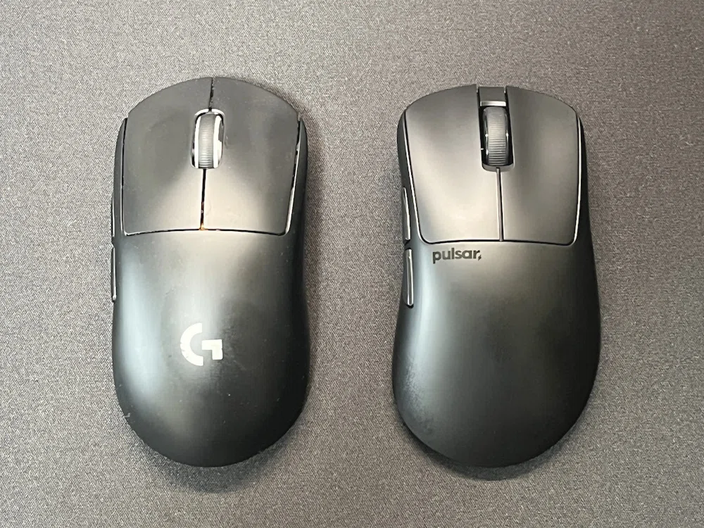 フィット感抜群の軽量エルゴマウス｜Pulsar Xlite v4 SIZE2｜AIKE/あ