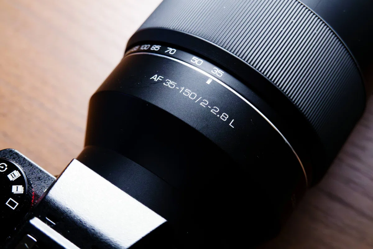 Samyang AF 35-150mm F2-2.8 (Lマウント) 購入。触ってみて気になった 