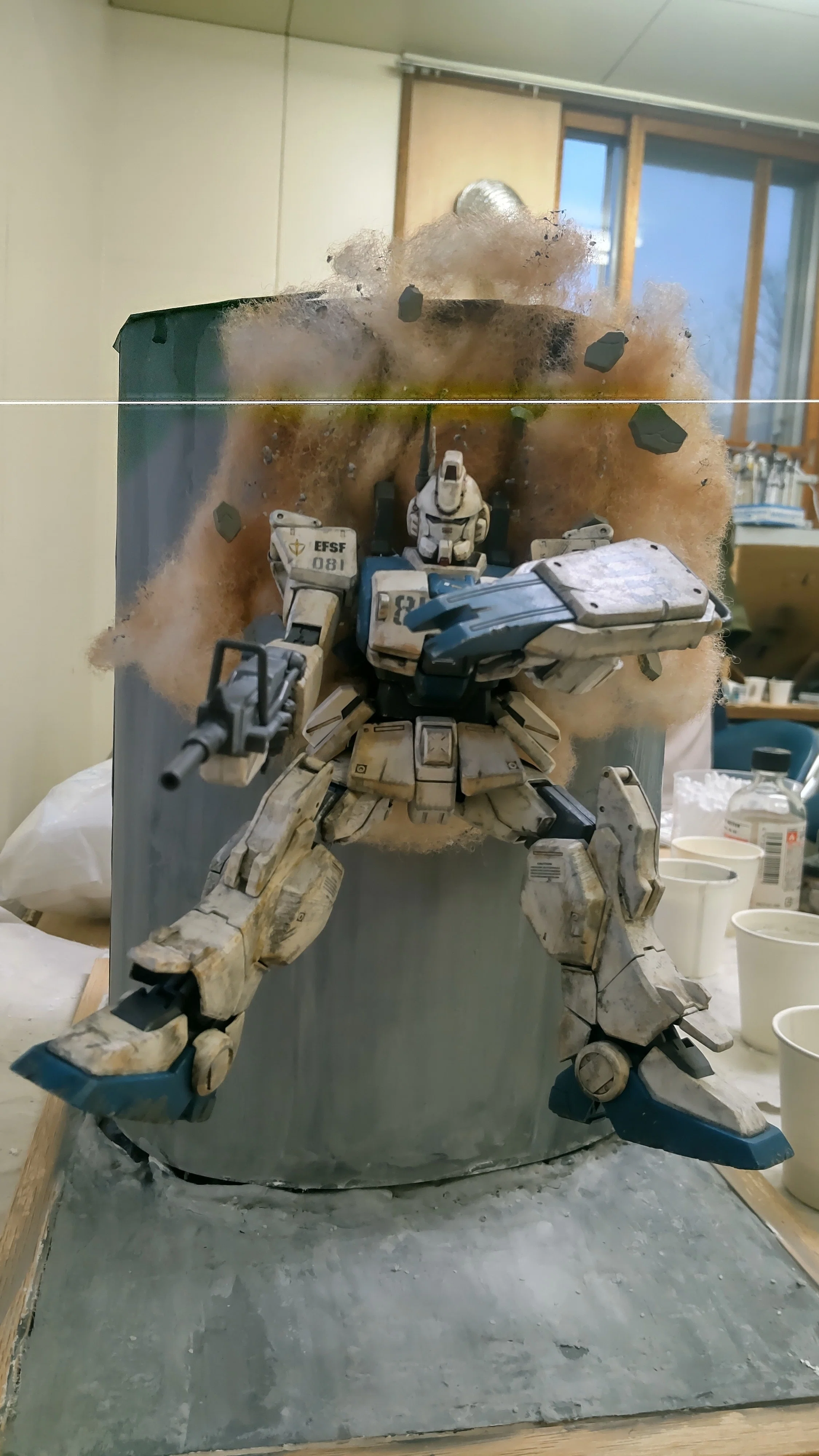 はじめてのウェザリング＆ジオラマ：MG 1/100 RX-79[G] ガンダムEz-8