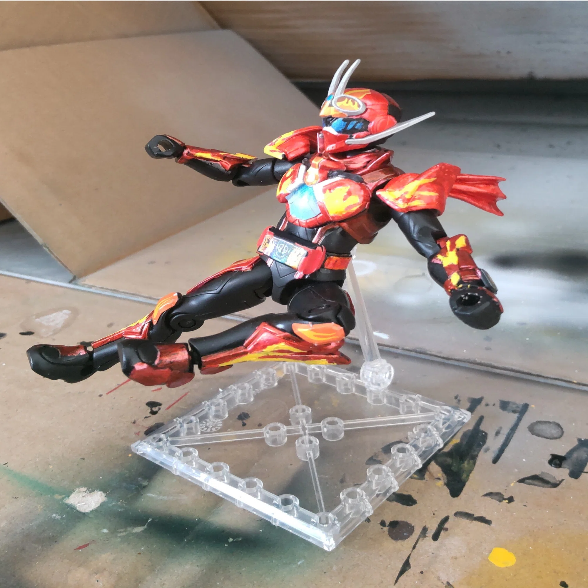装動をラッカー塗料で塗装した件：仮面ライダーガッチャードデイ 
