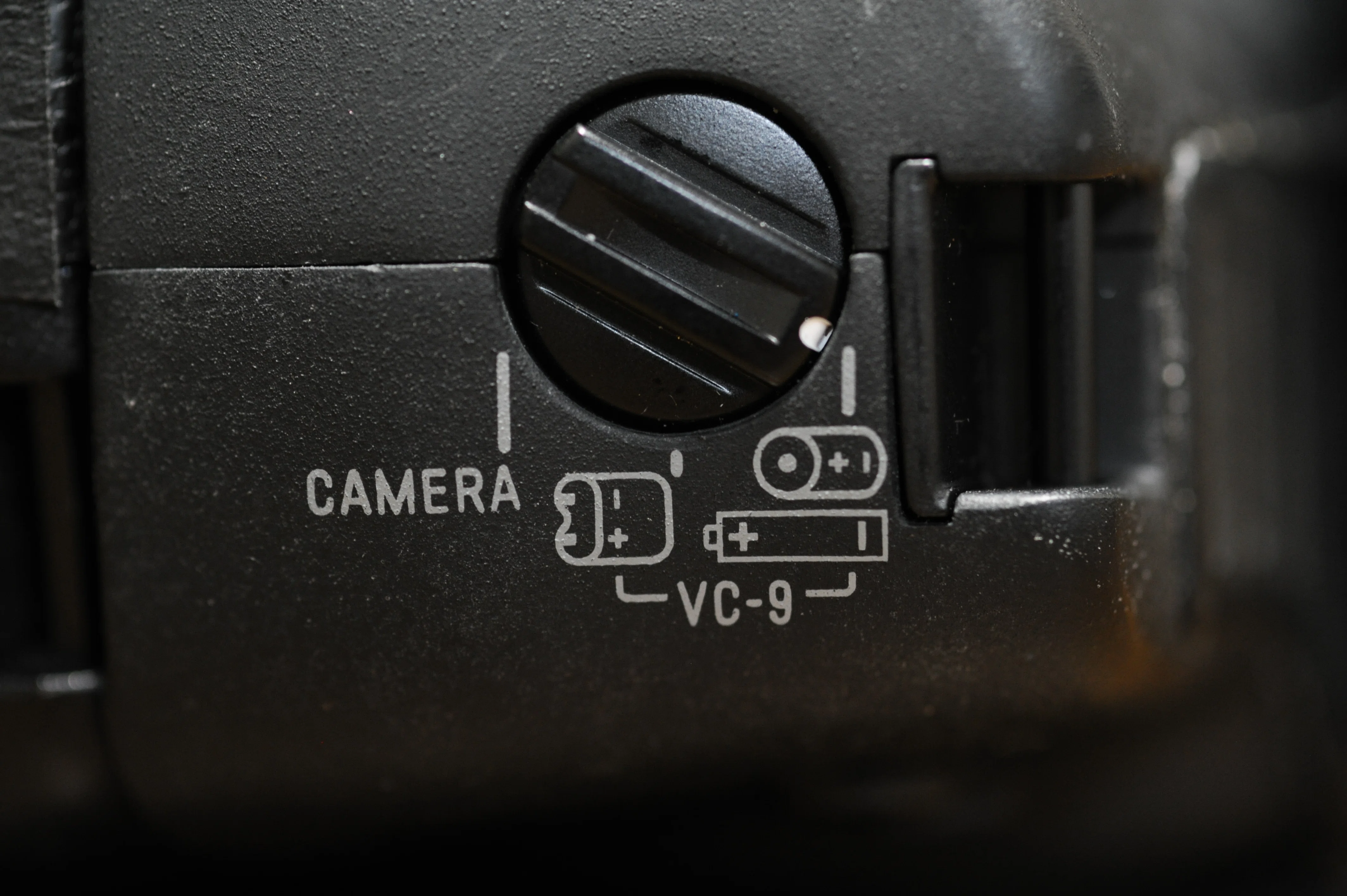 MINOLTA α-9は時代に忘れられた最高級機｜Sven.
