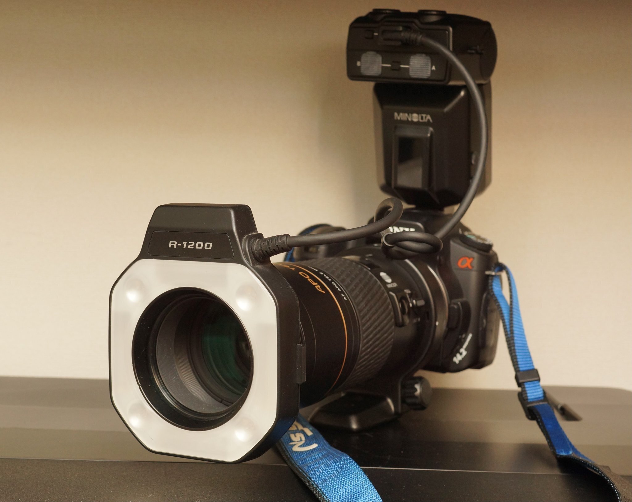 ミノルタ AF アポテレマクロ 200mm F4 G|TOLIMAN ミノルタ AF アポテレマクロ 200mm F4 G|TOLIMAN