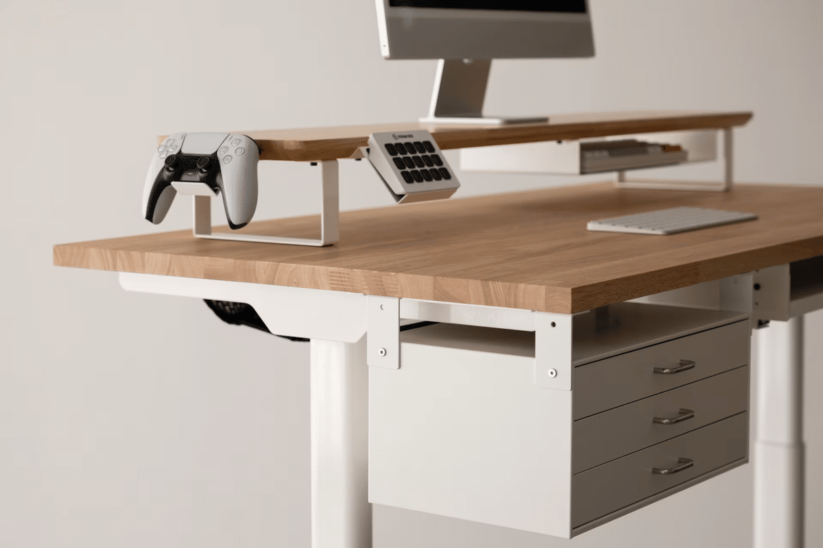 PREDUCTS DASHBOARDが気になる！モジュール式デスクシェルフの魅力とは