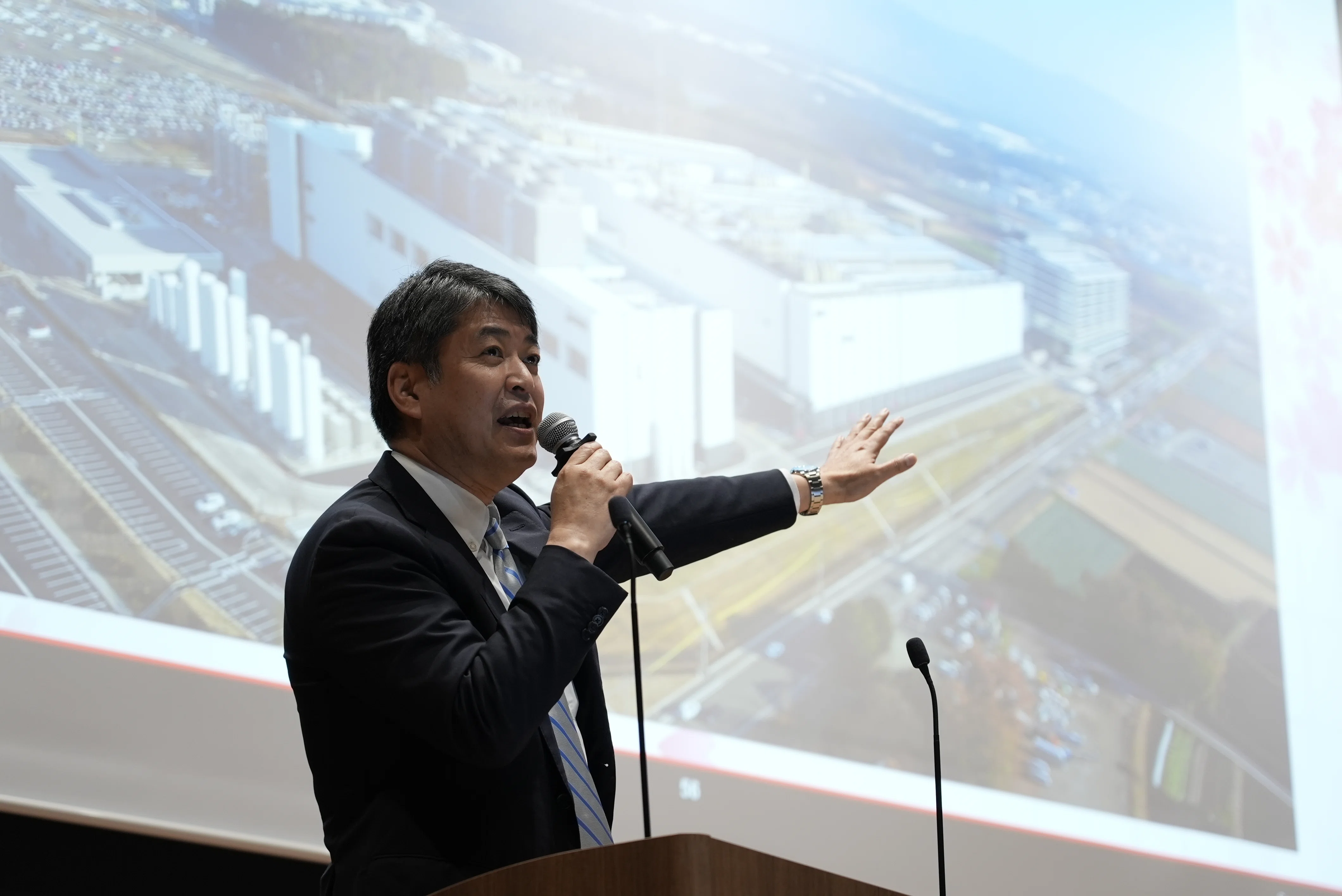 昨年比2倍の新入社員が新たな門出 JASM入社式｜半導体ナビ