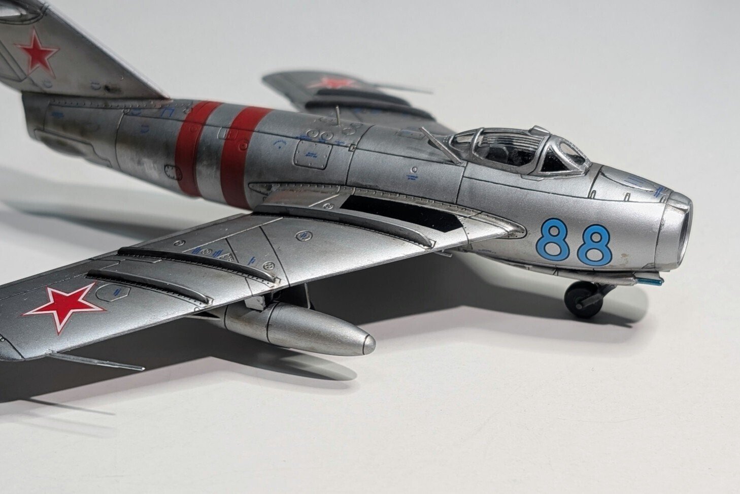 完成ミグ17（1/72 zvezda)｜大豆。。。