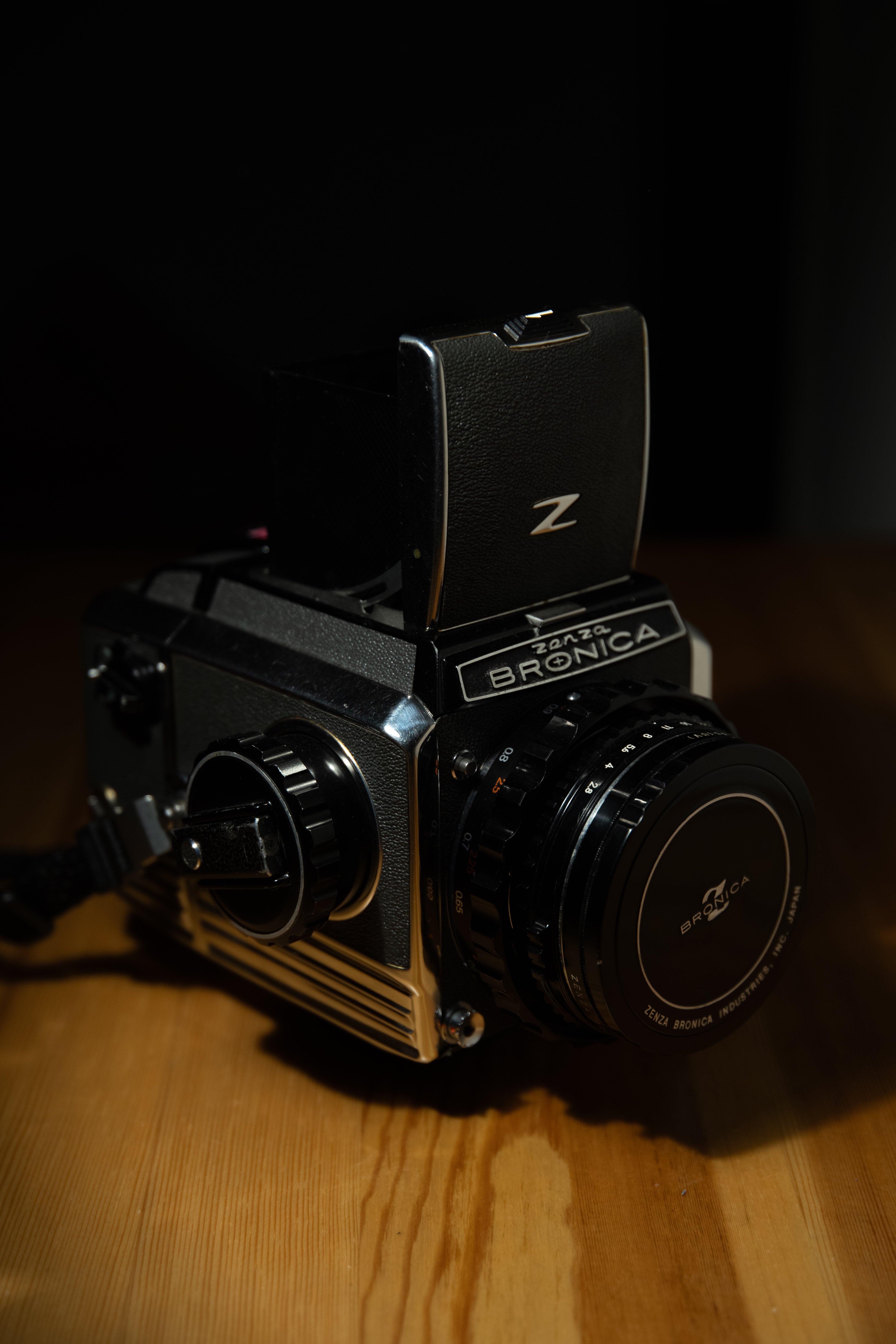 Bronica S2 + NIKKOR-P 75mm f2.8 - 三葉堂寫眞機店オンラインストア
