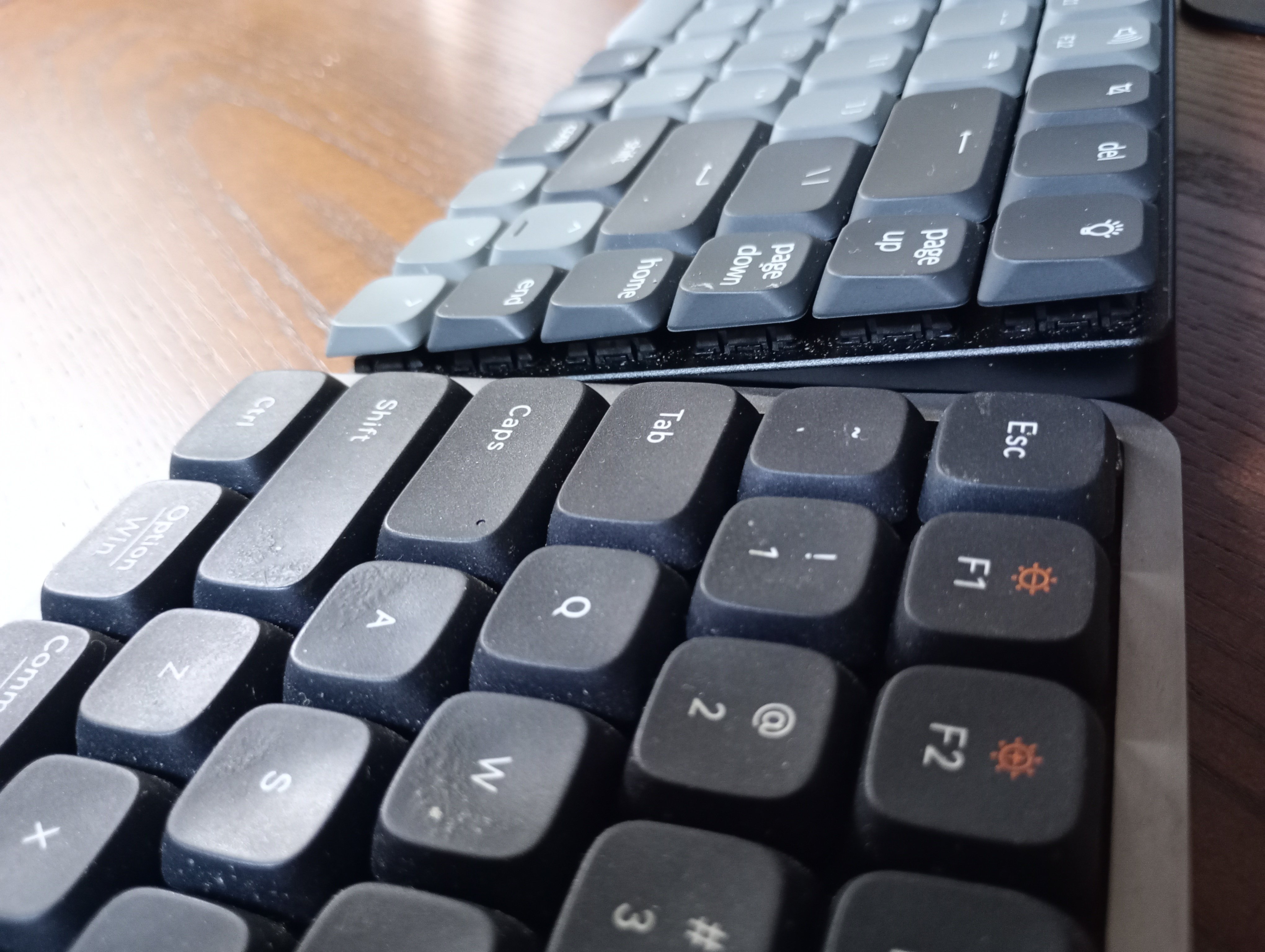 Lofree FLOW 100 メカニカル 黒 keychronパームレスト付 oe915b1 FLOW メカニカルキーボード 100 キー ブラック