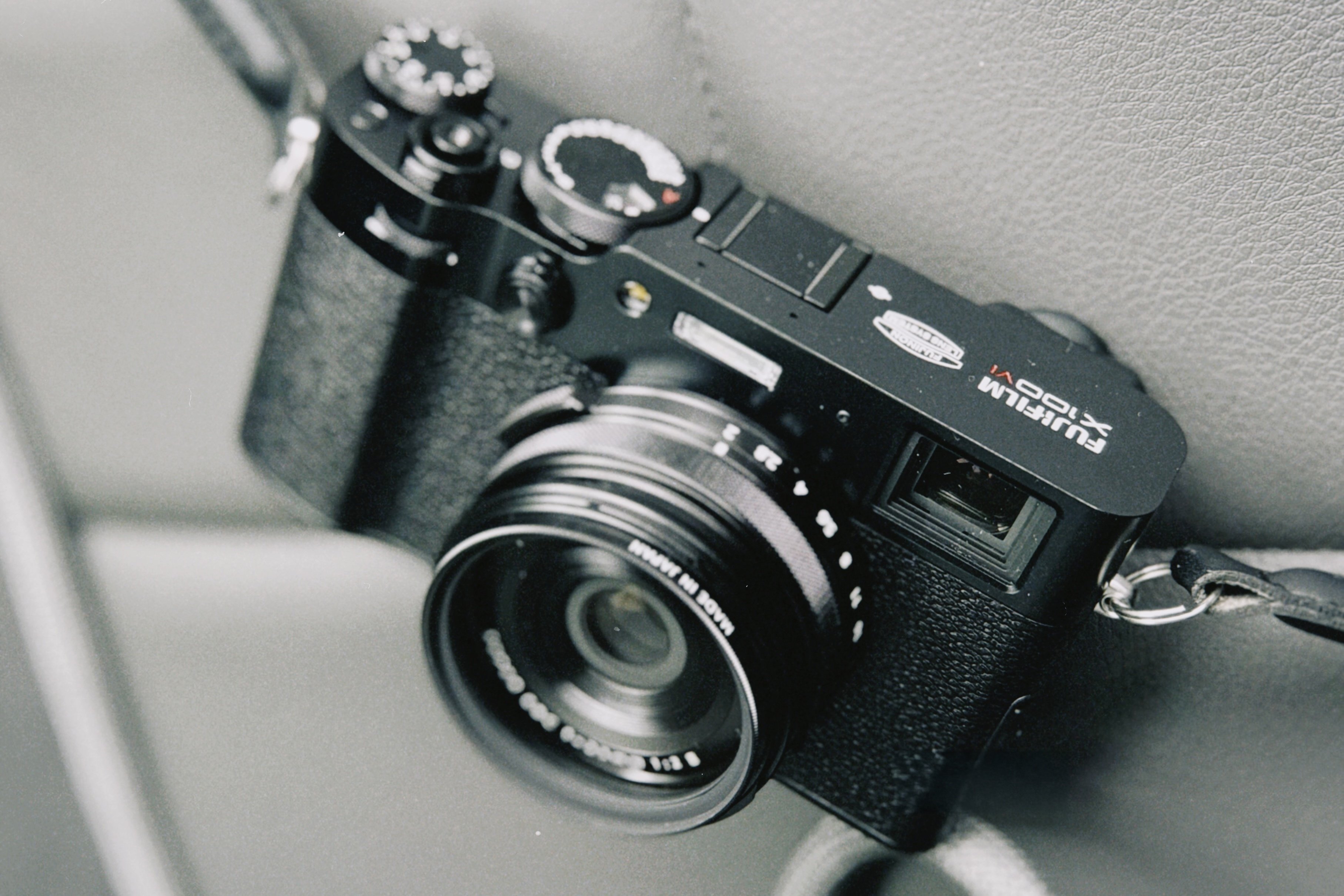 FUJIFILM X100VIを導入しました｜猫写真家 あおいとり