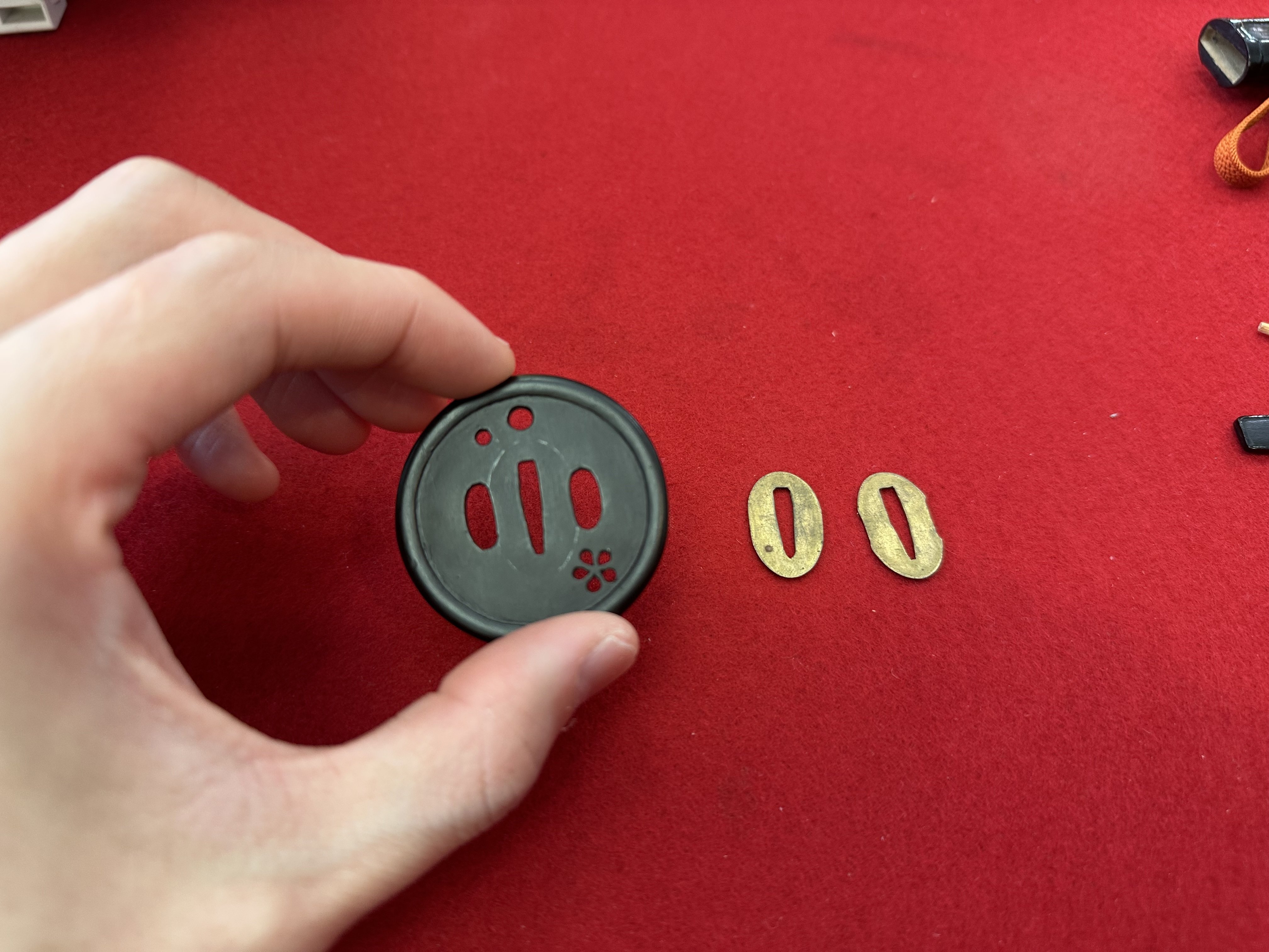 木製のミニチュア刀装｜刀箱師の日本刀ブログ 中村圭佑