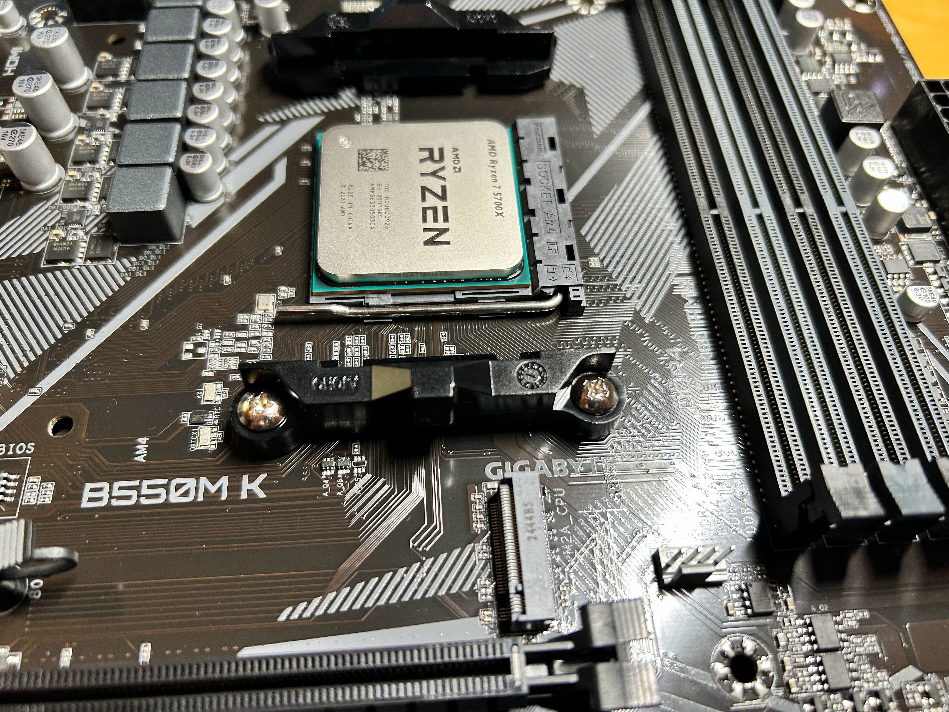 自作パソコン（ジャンク品）mamama mqdefault.jpg