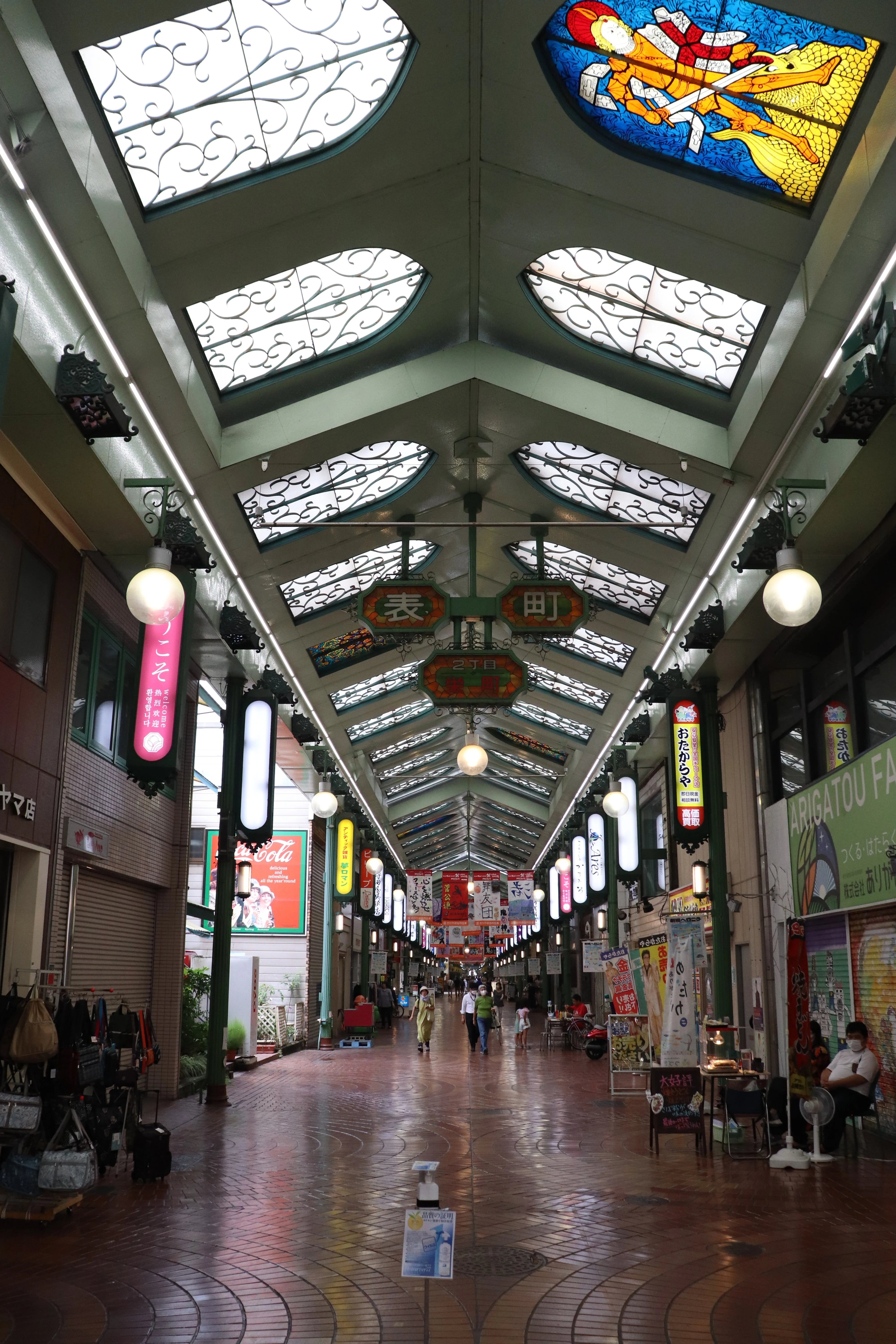 商店街写真帖＃004_街とステンドグラス｜舟田琉人の商店街日記