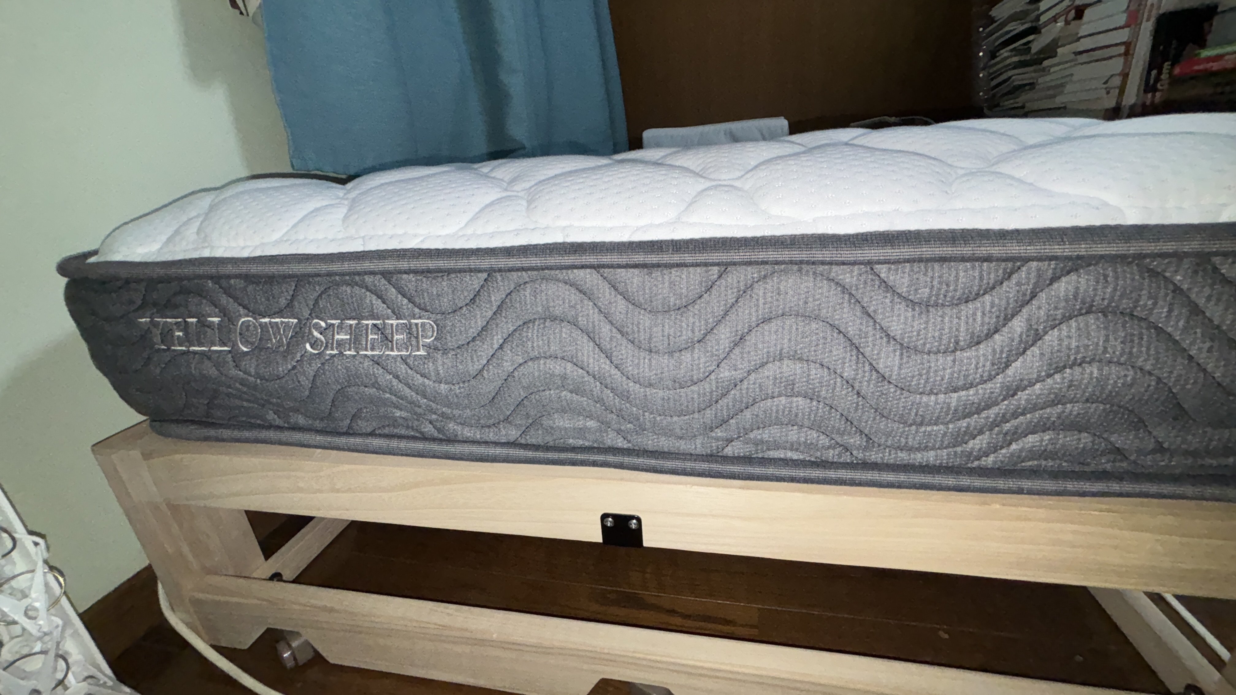 一部で話題のイエローシープマットレスを使い始めました｜makoto