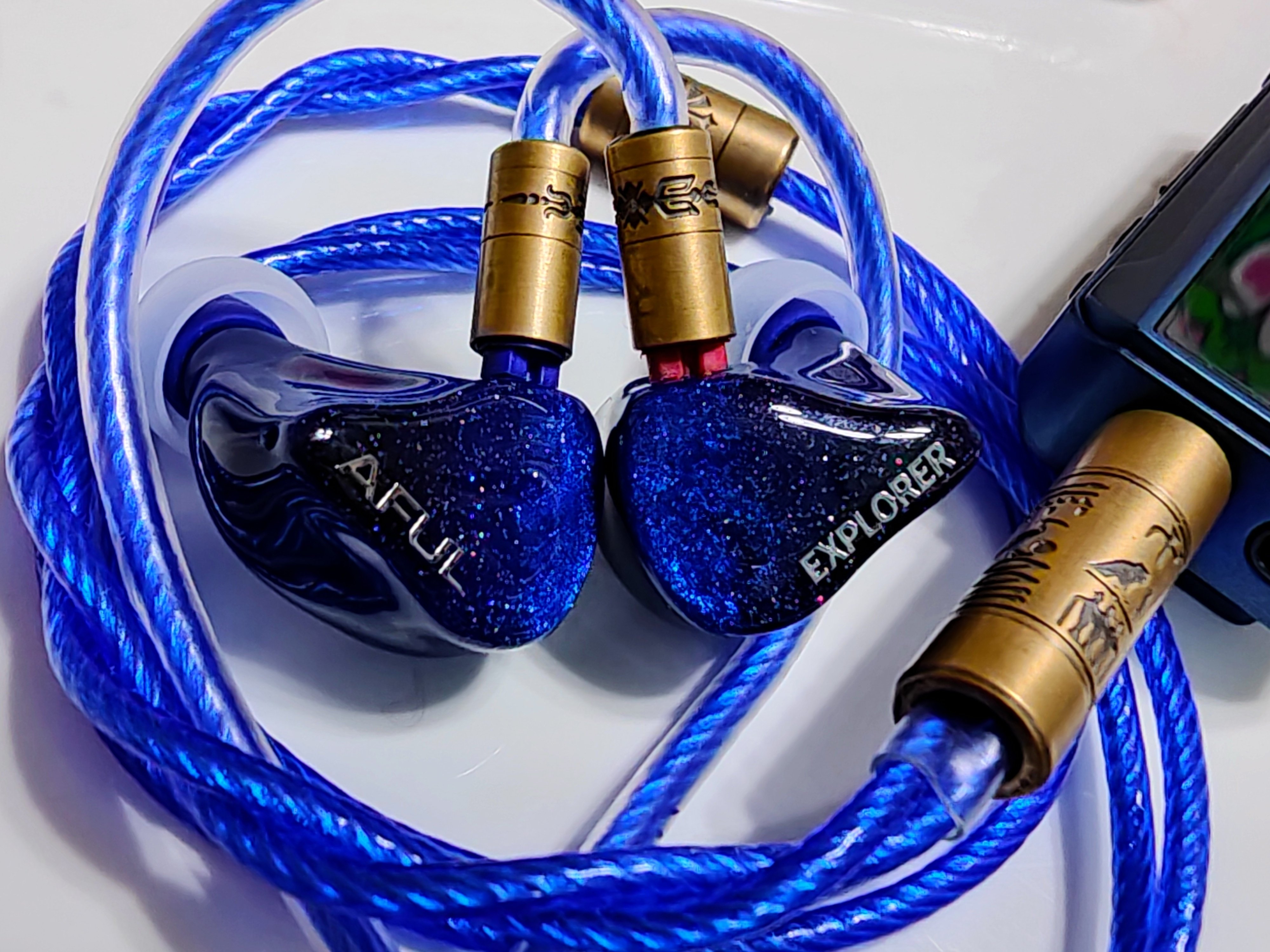 【美品】AFUL DAWN-X 有線イヤホン AFUL DAWN-X フラッグシップイヤホン 1DD+8BA+4EST+1BC ハイブリッド