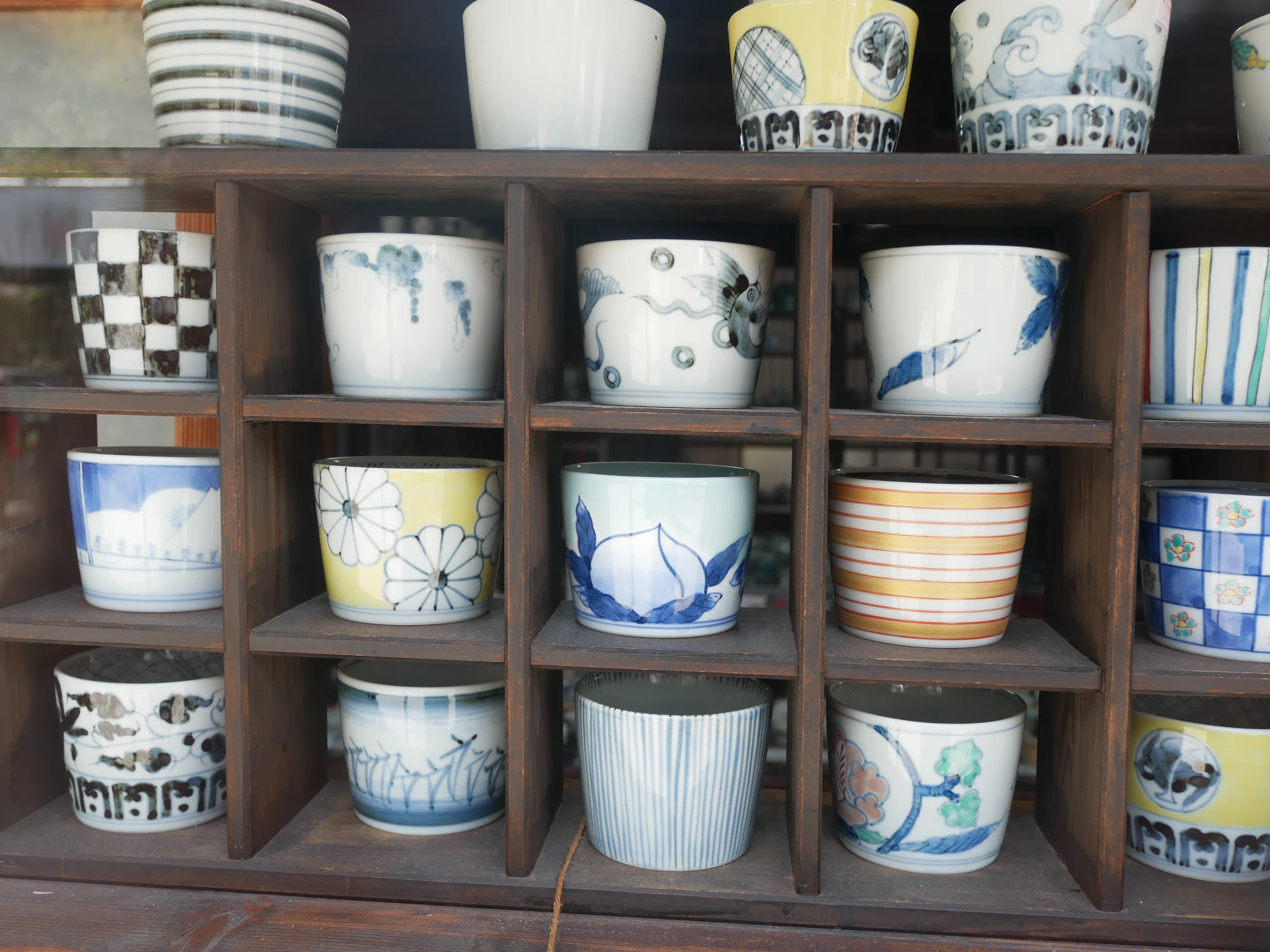 563 桜満開の陶磁器の里・伊万里市大川内山を散歩する｜揺蕩う旅人