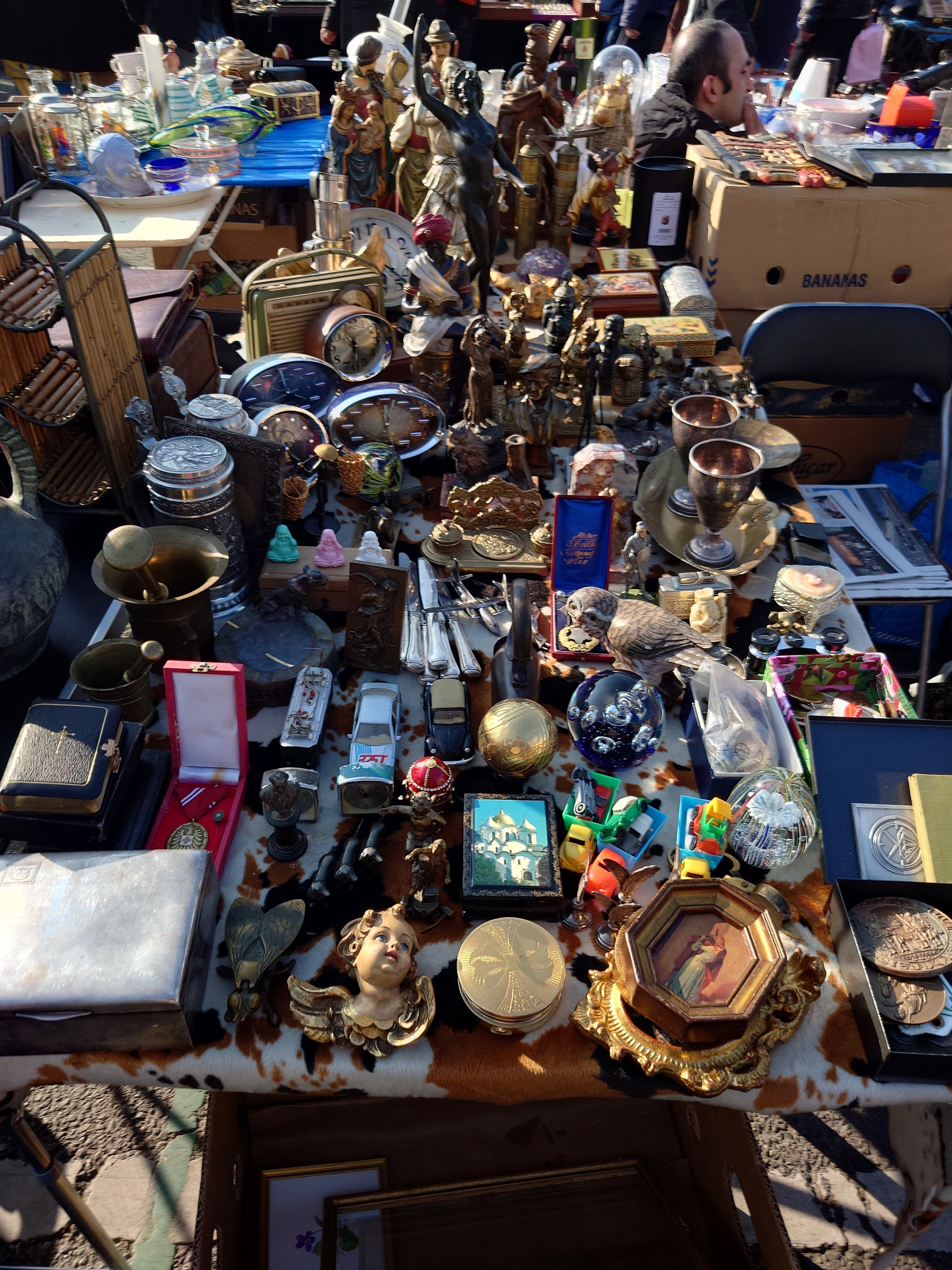 ウィーンの蚤の市で掘り出しもの探し～ワーケーションin Wien13日め