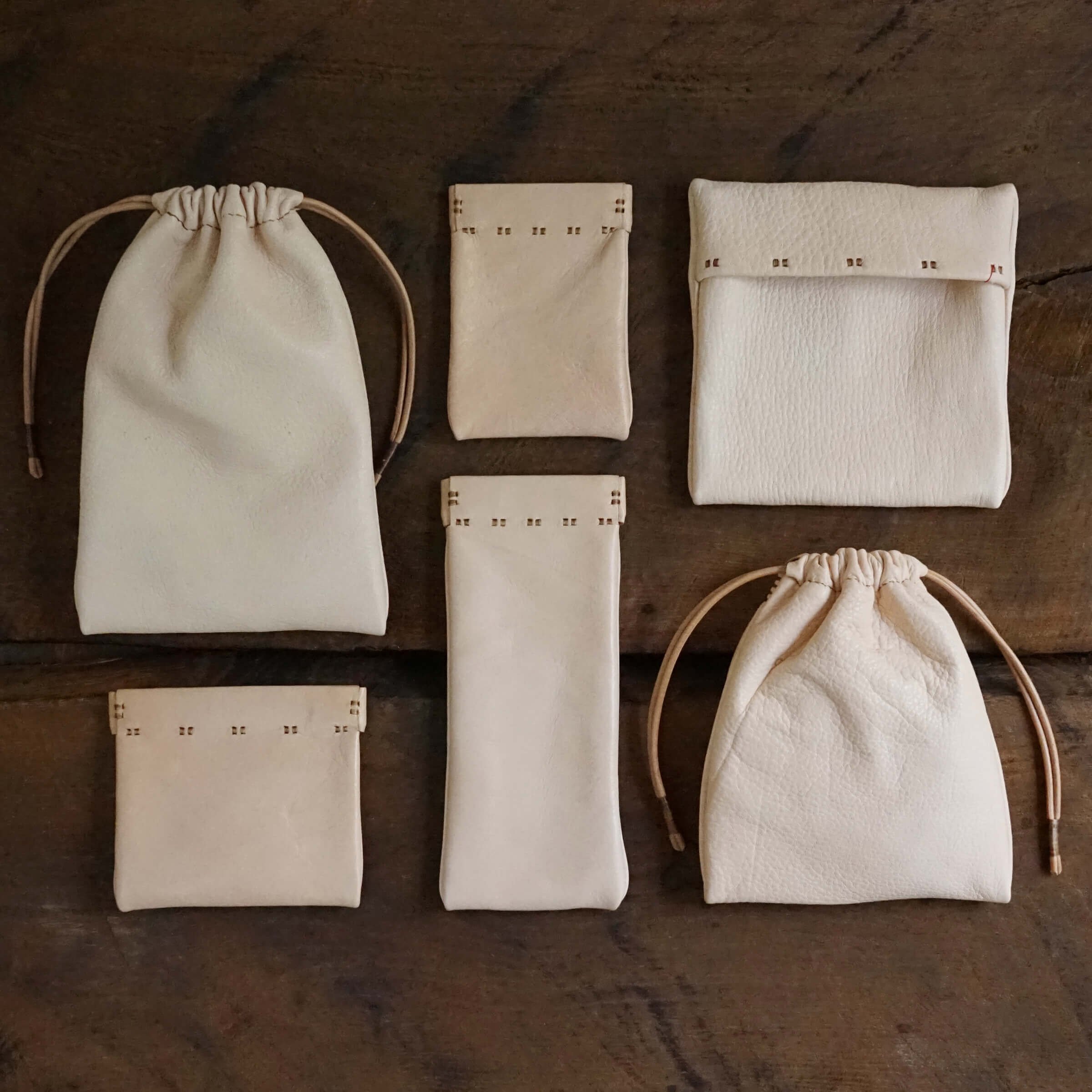 5月1日-5月15日｜「lore + needles 革小物展」｜恵文社 | 本にまつわる