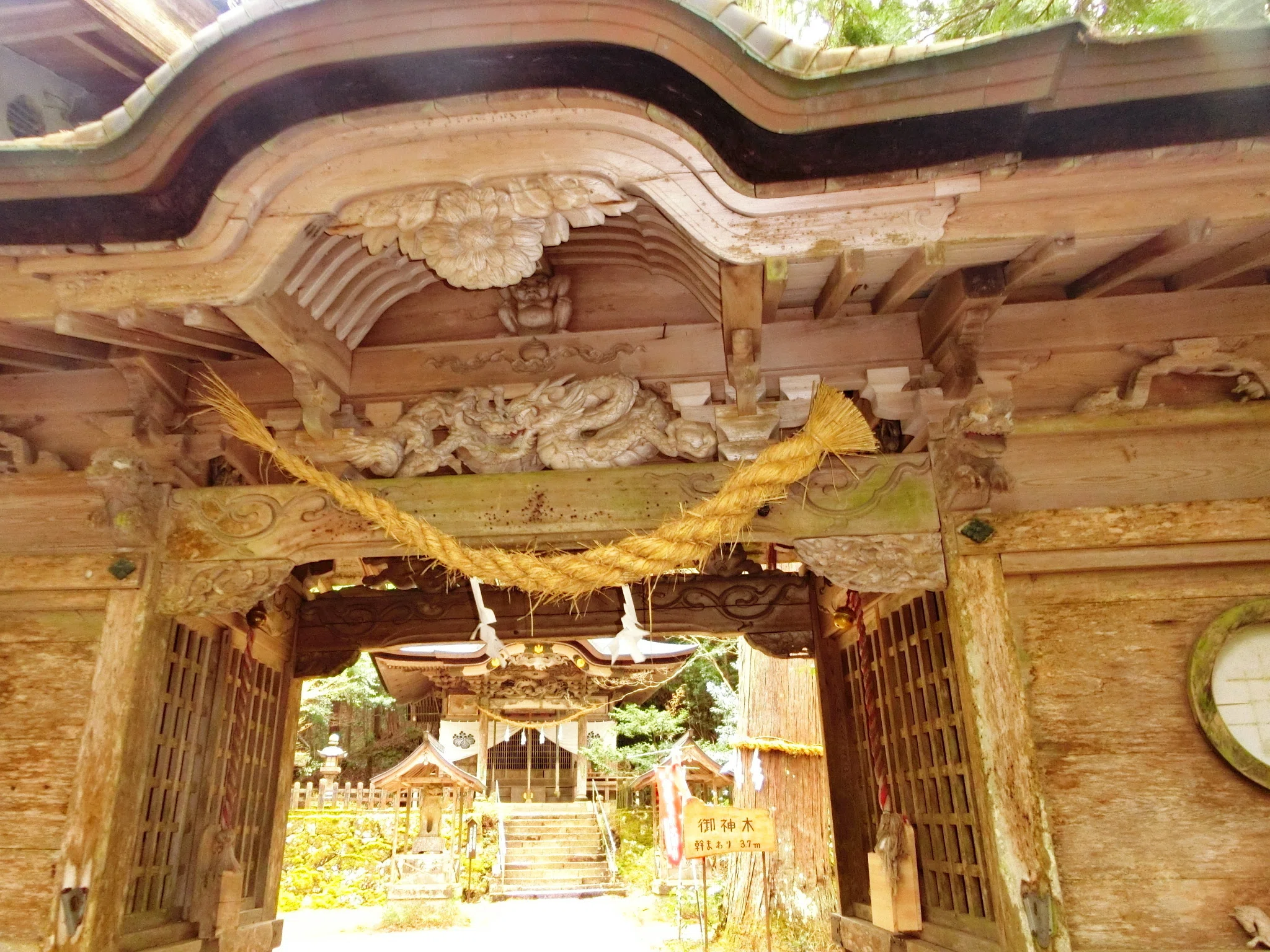 天津神と出雲の影!社殿彫刻「當勝神社(当勝神社)」但馬一宮粟鹿神社
