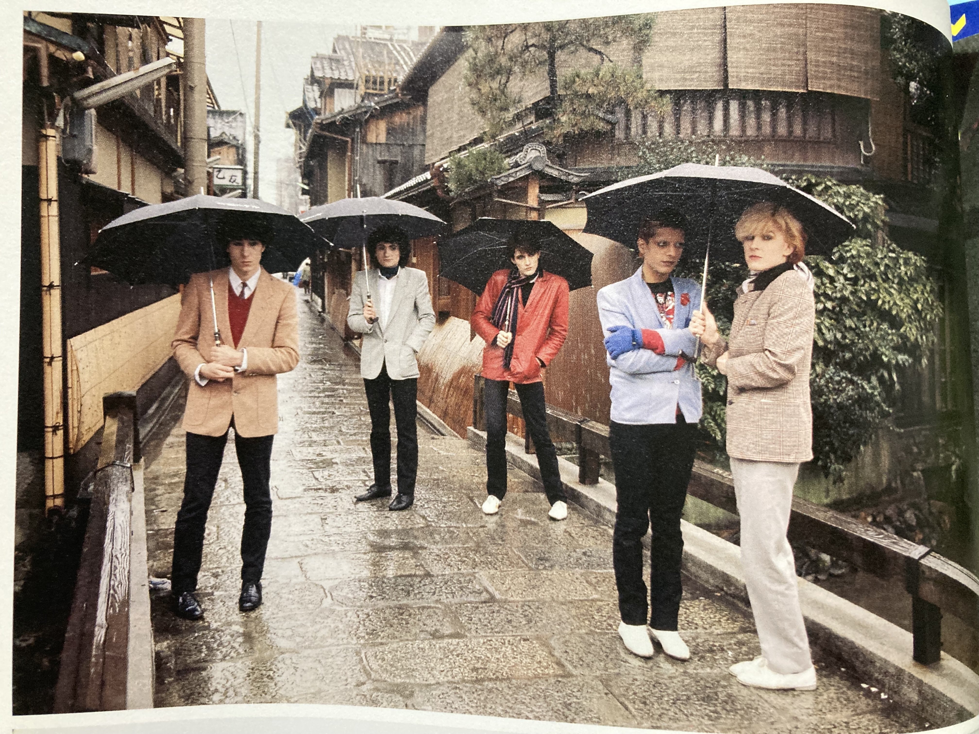 書籍「MUSIC LIFE大全」で古(いにしえ)のROCKを振り返る。｜Show