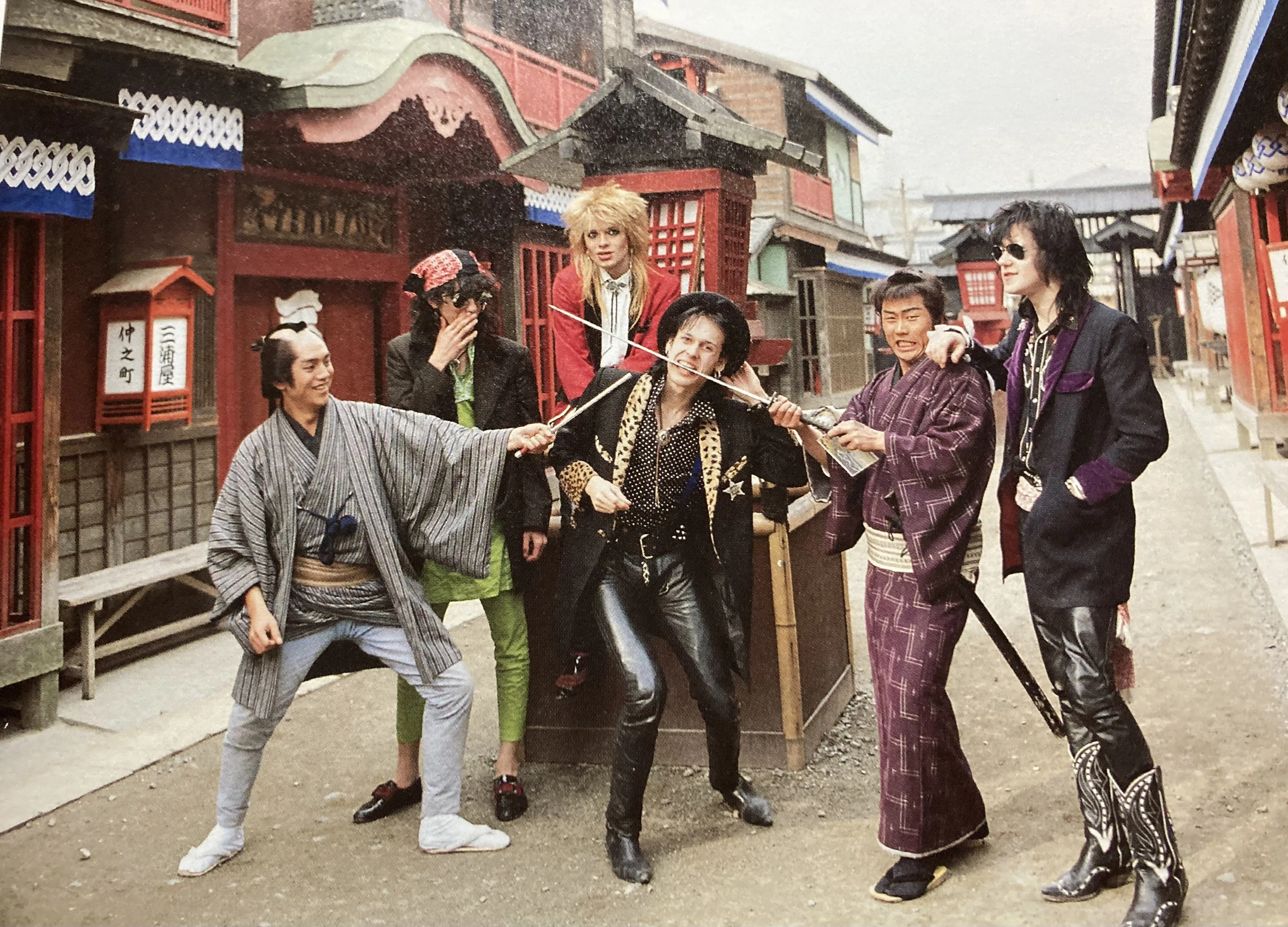 書籍「MUSIC LIFE大全」で古(いにしえ)のROCKを振り返る。｜Show