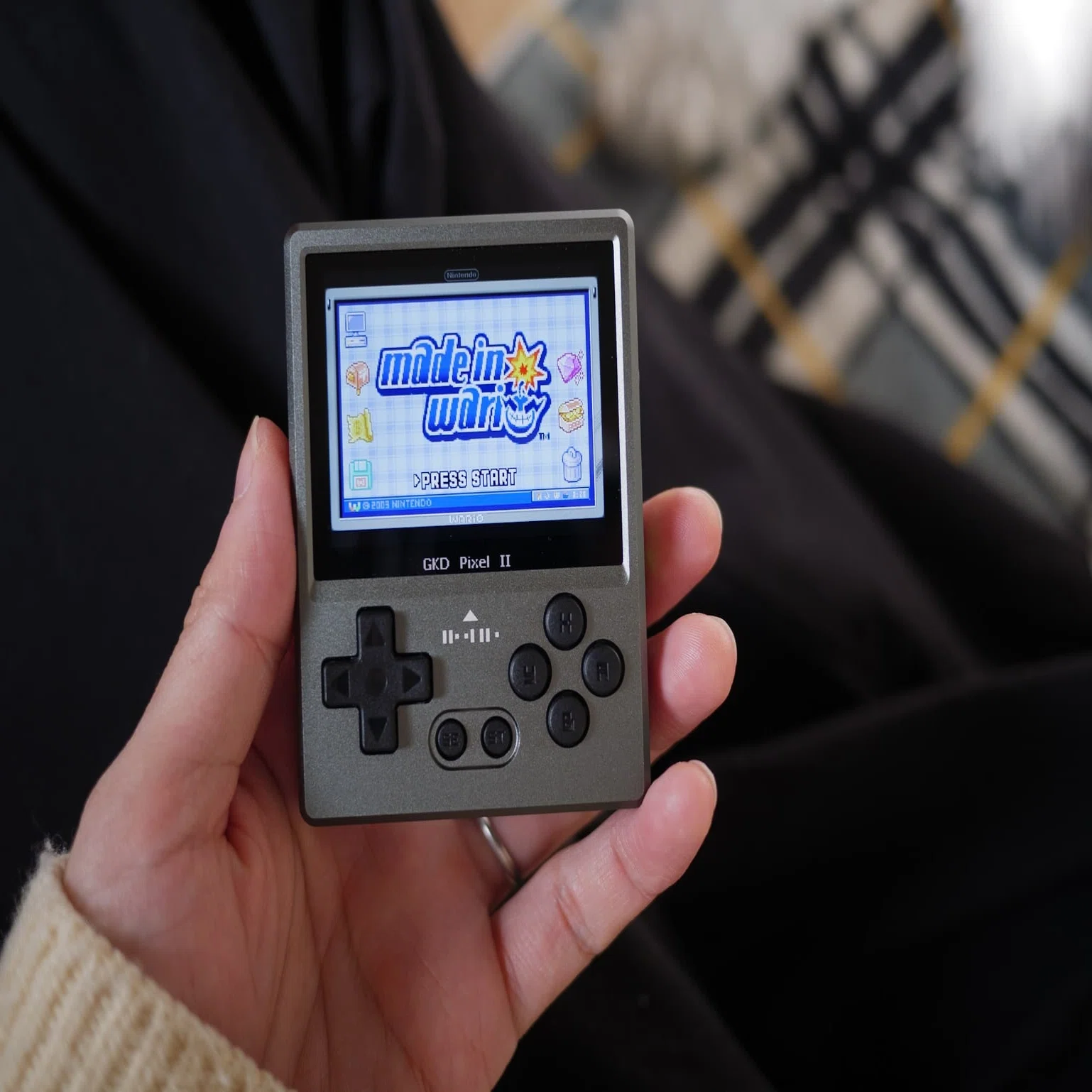 小さな金属筐体がたまらない！GKD Pixel 2レビュー｜ばるき