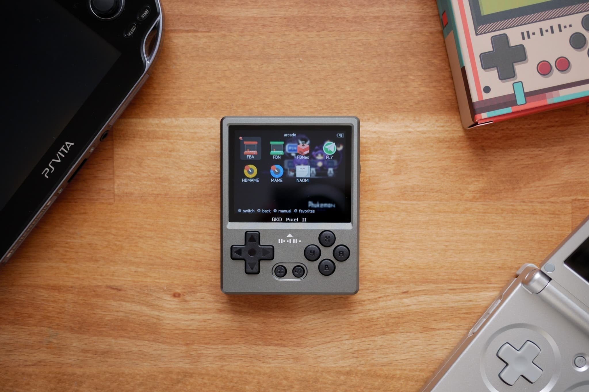 GKD Pixel2 グレー 中華ゲーム機「GKD PIXEL 2」レビュー｜金属筐体・解像度2倍の超