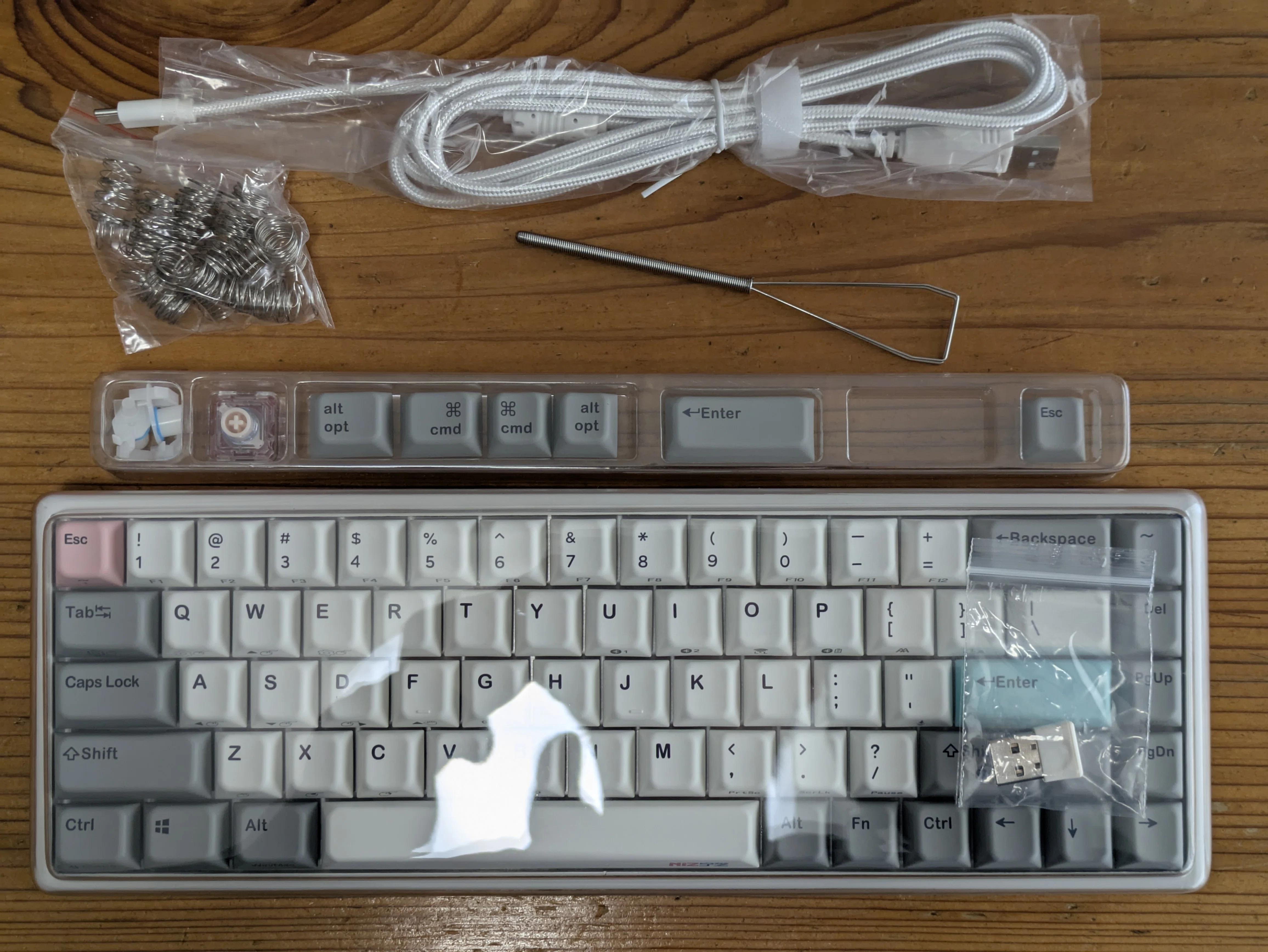 NiZ Atom68 Clowd Whiteを開封，設定した話。｜normnichjo