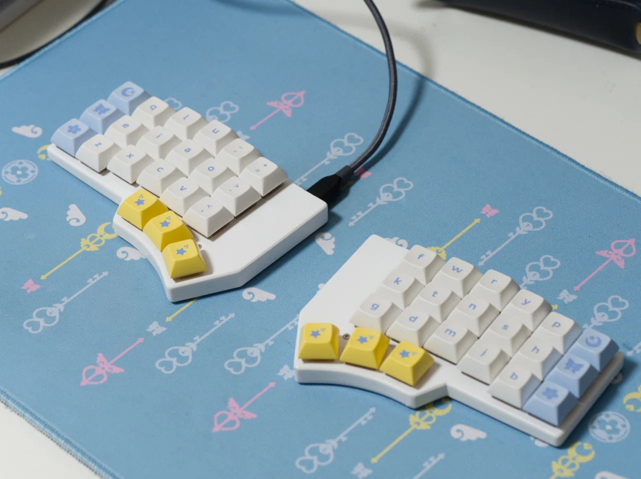 キー数が30個とか40個のキーボードでどうやって入力してるんですか