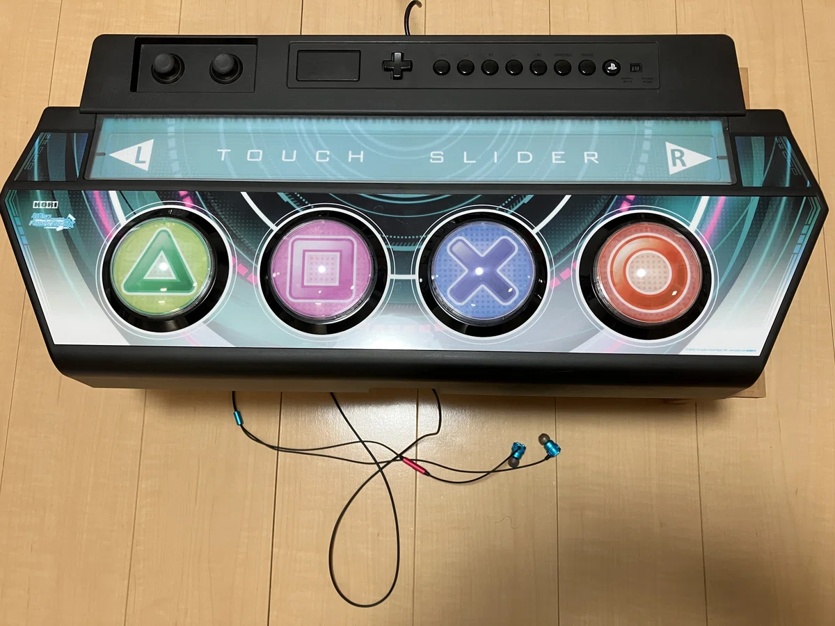初音ミクProjectDIVA専用コントローラーのボタン改造が成功したぞ 