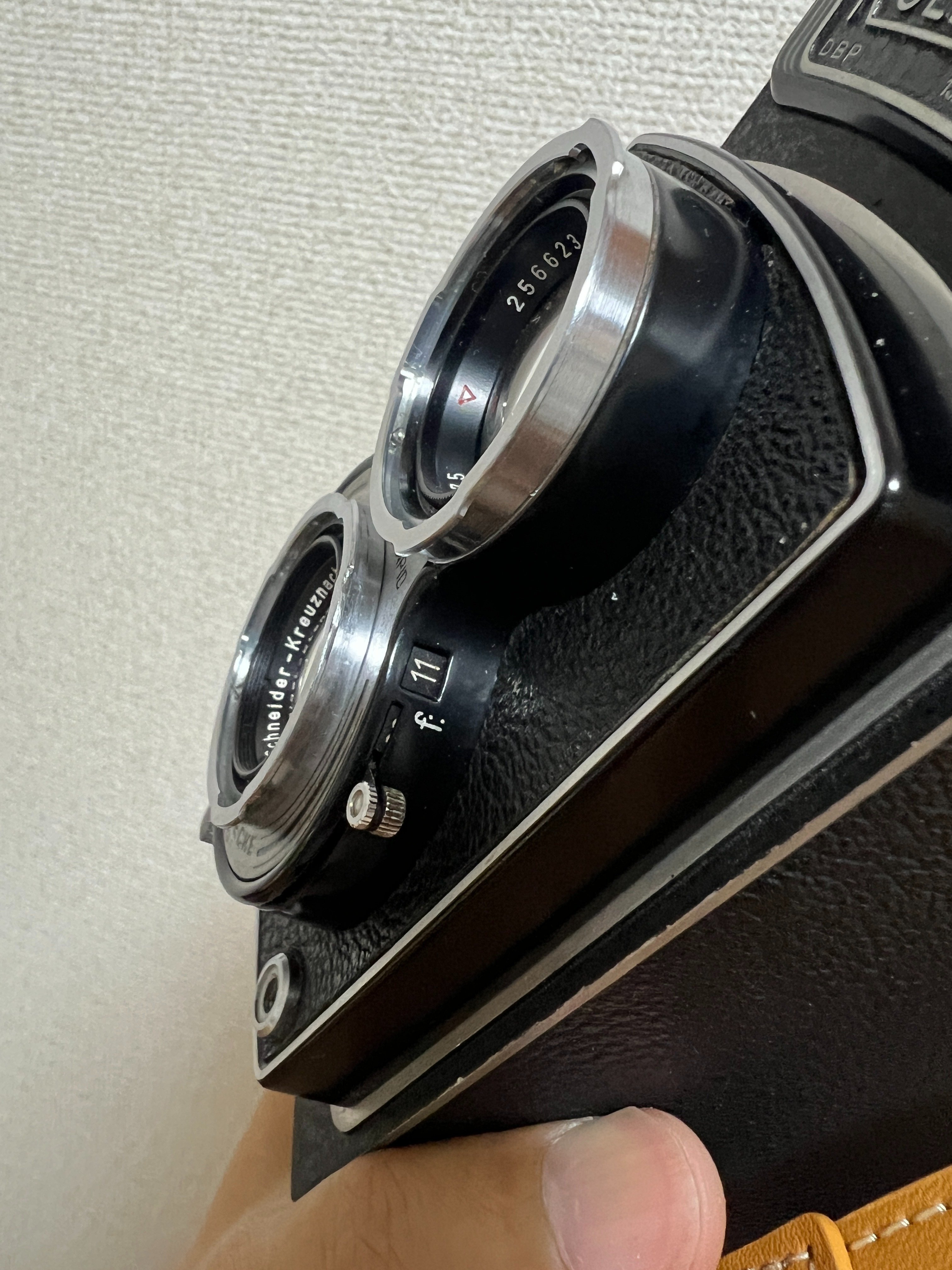 vol.396 二眼レフカメラを購入しました。|緋色のHiro(写真を vol.396 二眼レフカメラを購入しました。|緋色のHiro(写真を