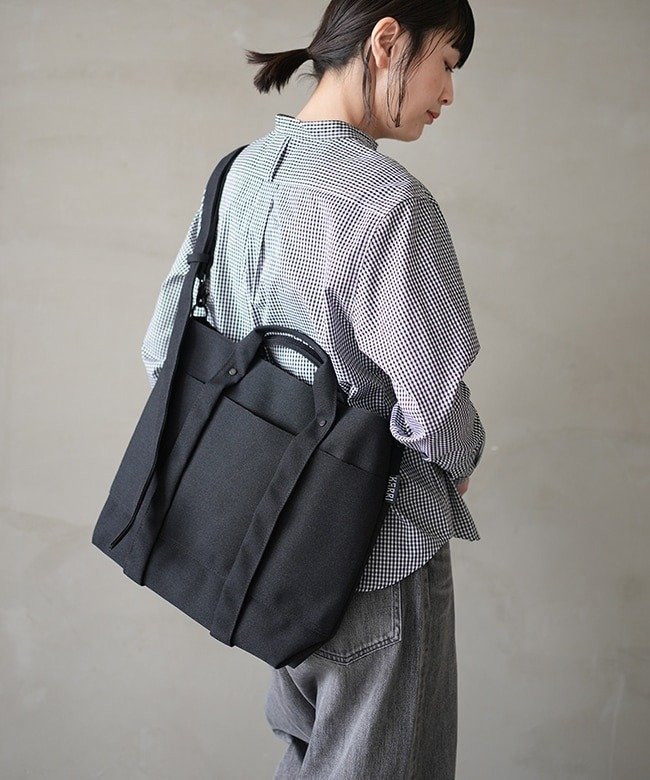 KARRI / AMIACALVA / 2WAYショルダーバッグS KARRI AMIACALVA カリ アミアカルヴァ RECYCLED CORDURA