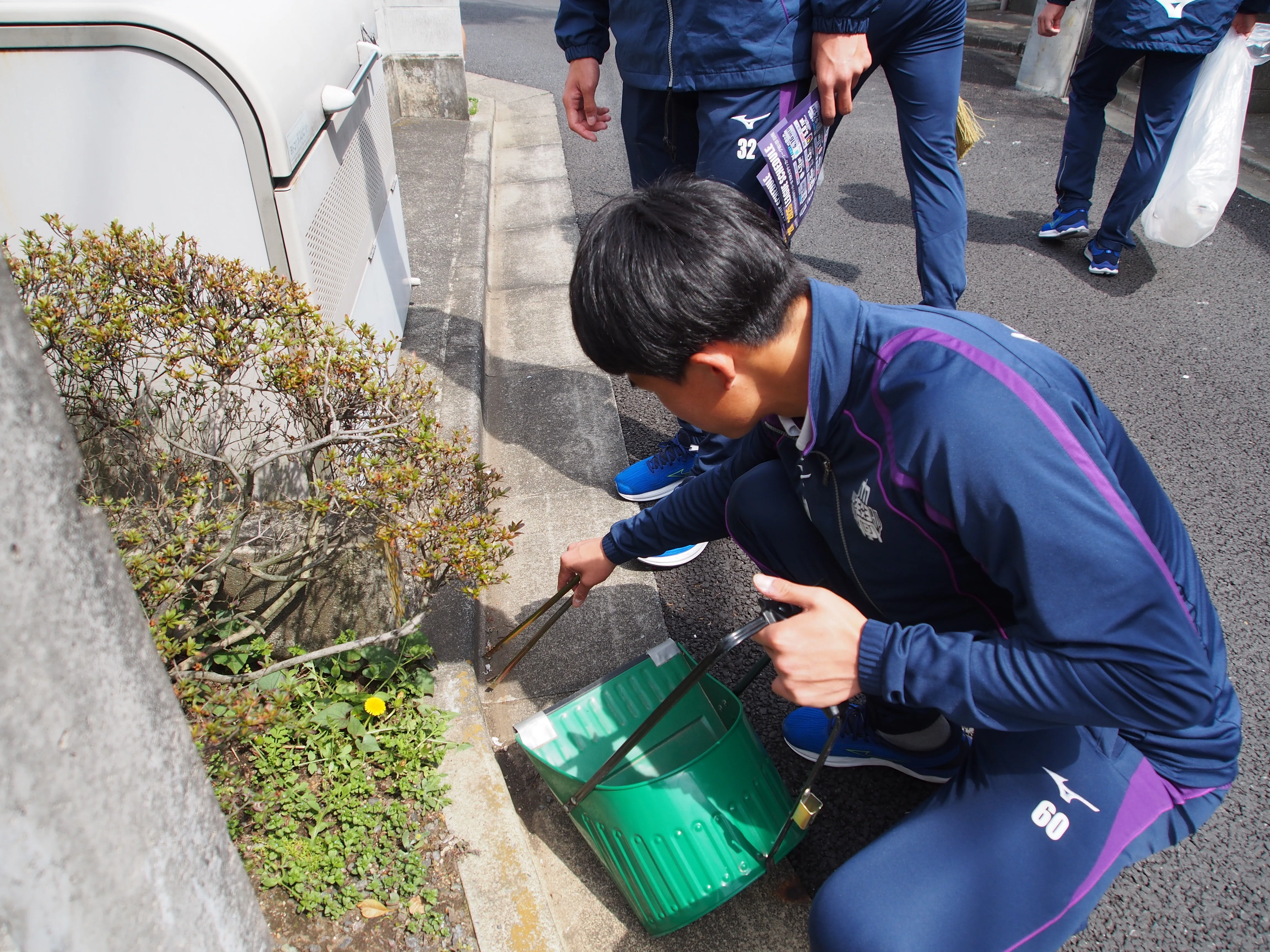 八幡山地域清掃｜明治大学体育会サッカー部