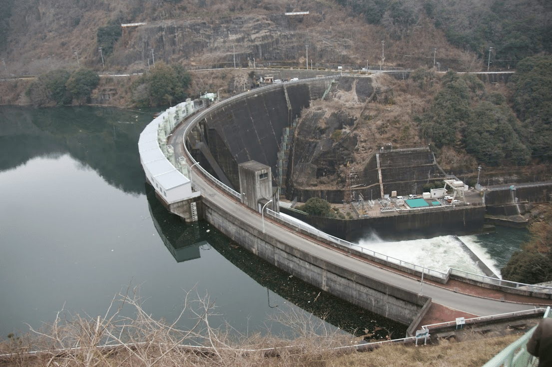 高山ダム（京都府）｜一日一堰｜町田 奈桜