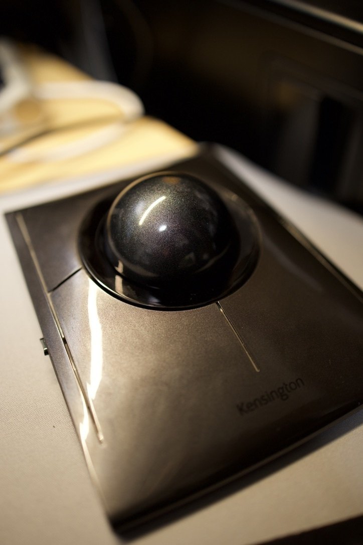 トラックボール二色レビュー ケンジントン SlimBlade Pro｜ねこぱる