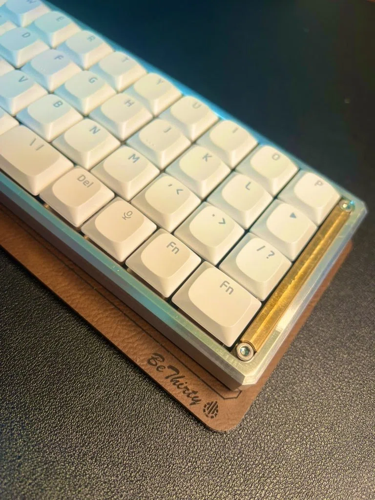 ミニマル30%キーボード「BeThirty」ビルドログ｜kazy