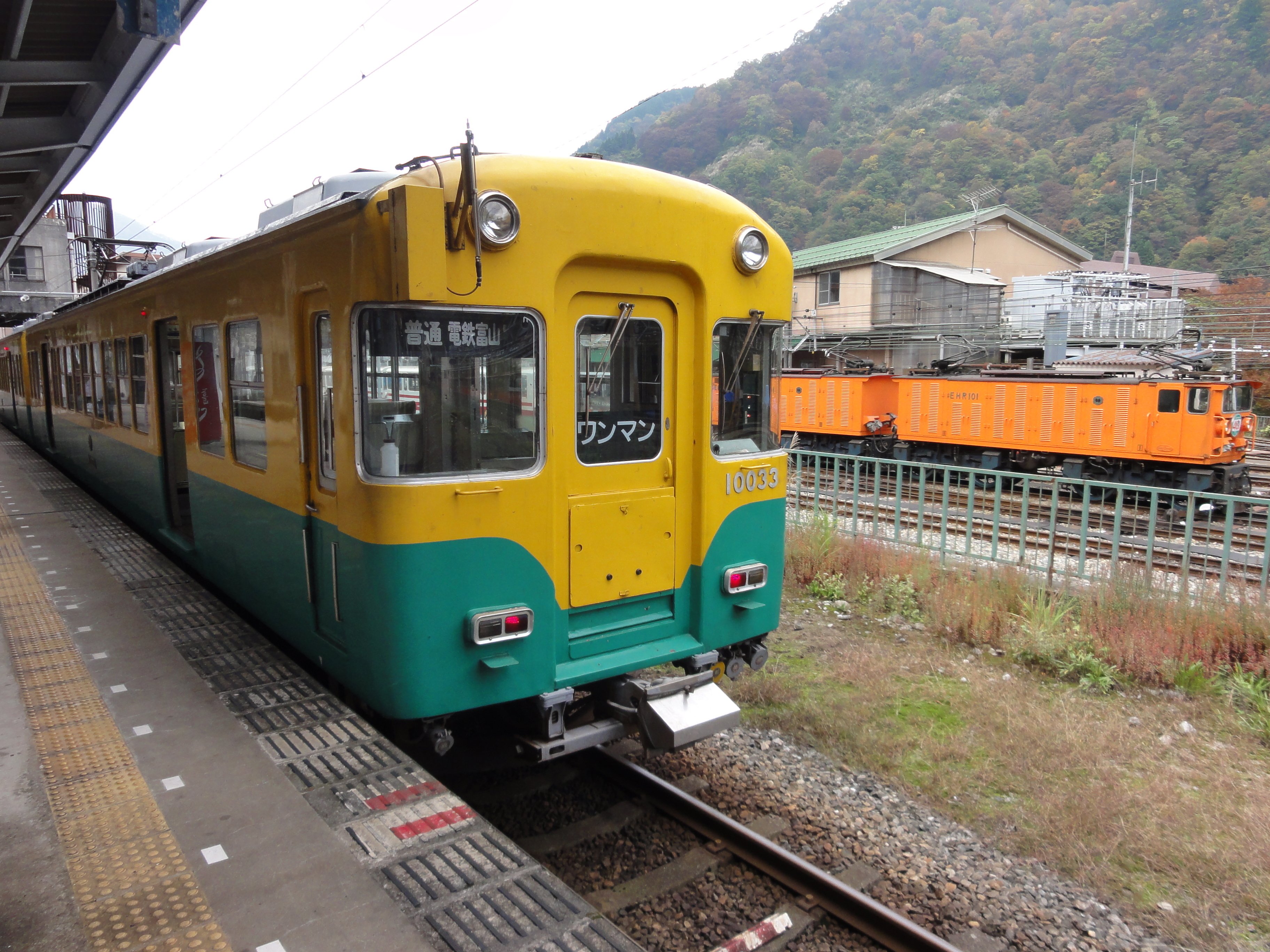 鉄道旅記録】くずはモール「SANZEN-HIROBA」で昔の京阪電車に