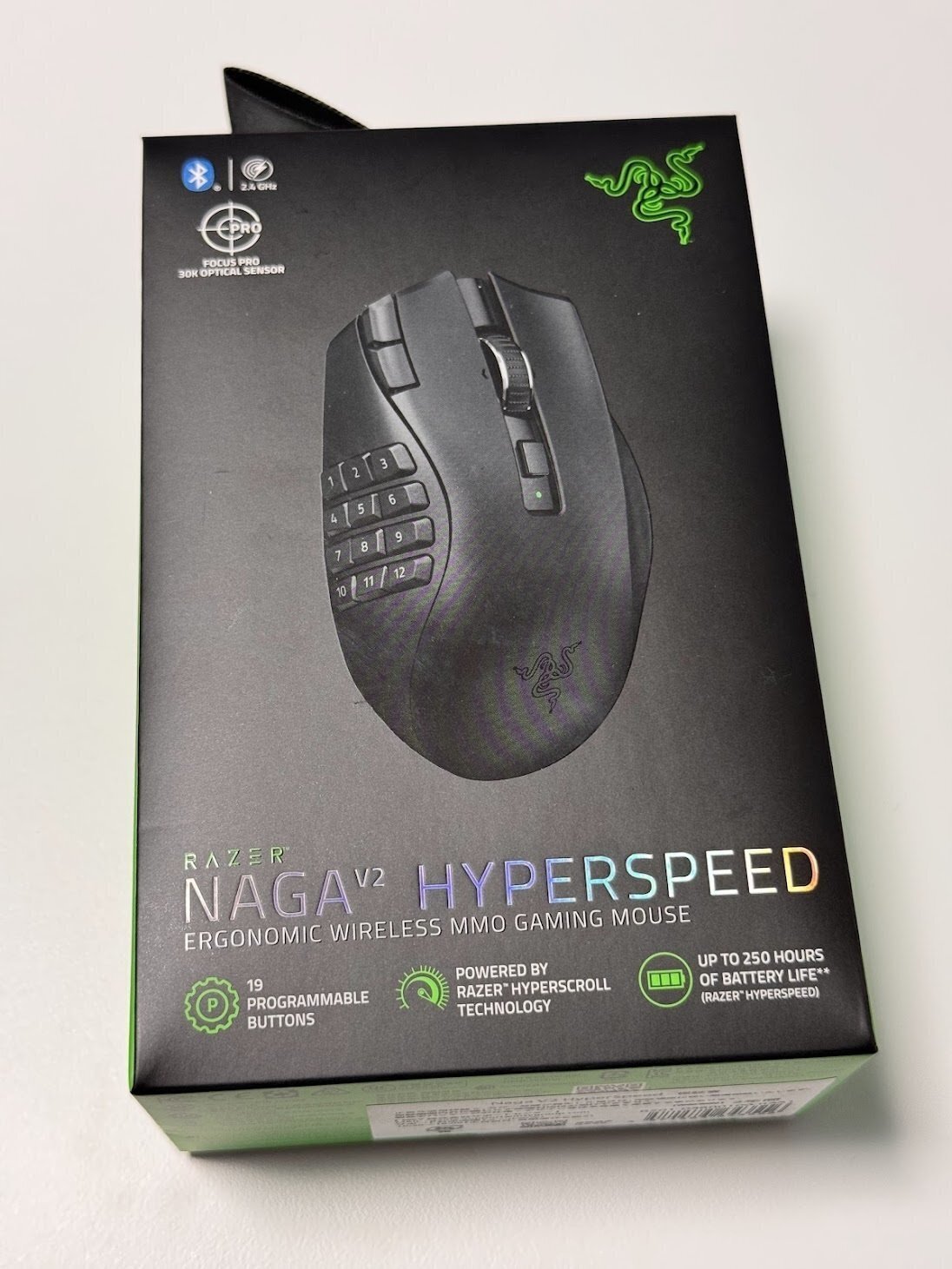 個人的にMX Master 3Sを超えるマウス、Razer Naga V2 Hyperspeed