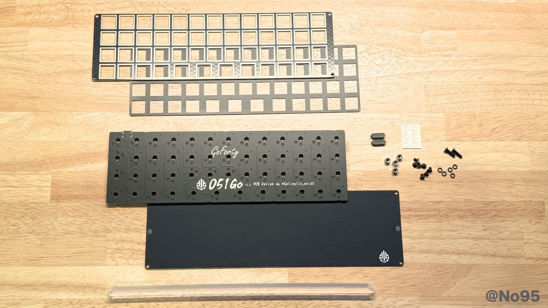 40%キーボード「O51Go」完成品 アルミケース、スイッチ付き