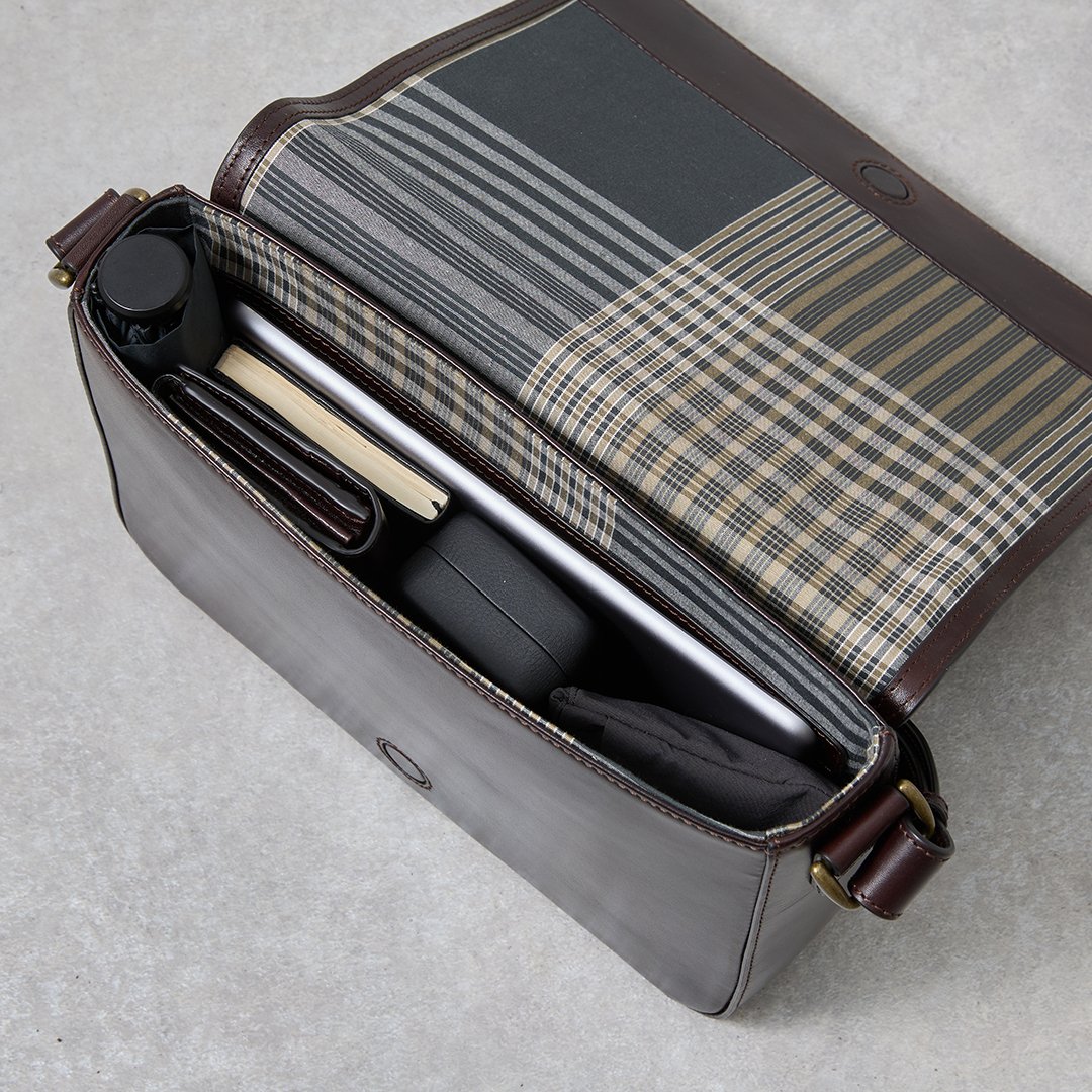 マザーハウス アンティーク B5 ショルダーバッグ スクエア グレー Antique B5 Shoulder／アンティーク B5 ショルダー – マザー