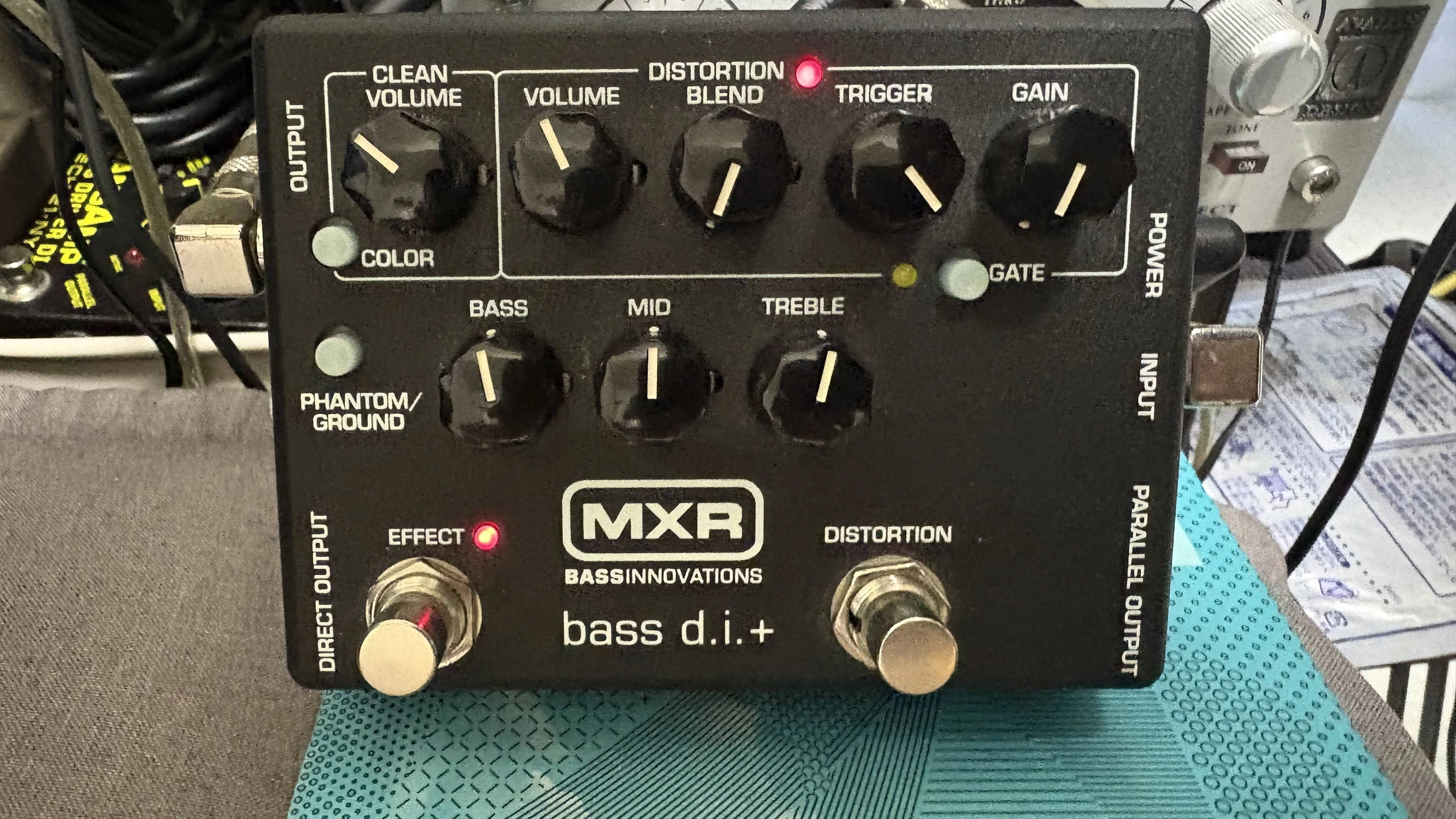 社会人ベーシストの味方！“MXR BASS DI+”が再評価される理由」｜MASATO