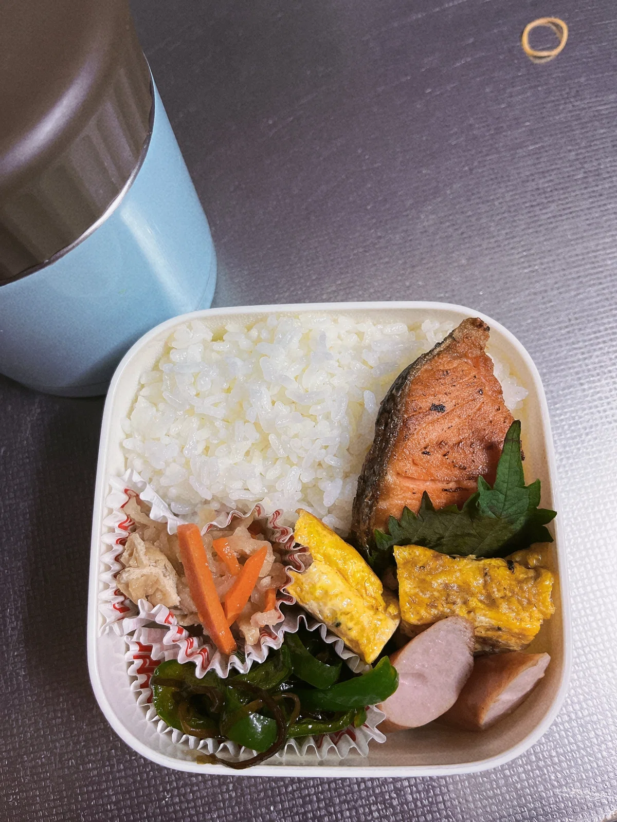 Making bento boxes. Have you started?｜トミー