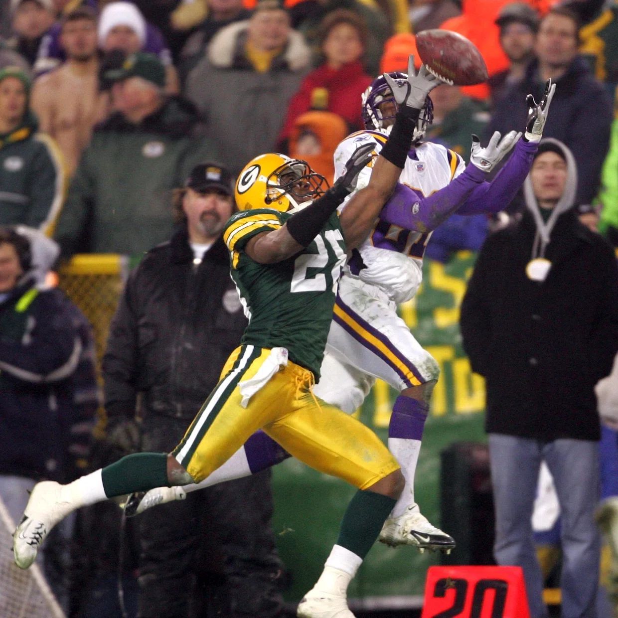 NFLパッカース OT トニー・マンダリッチ元選手 パッカース