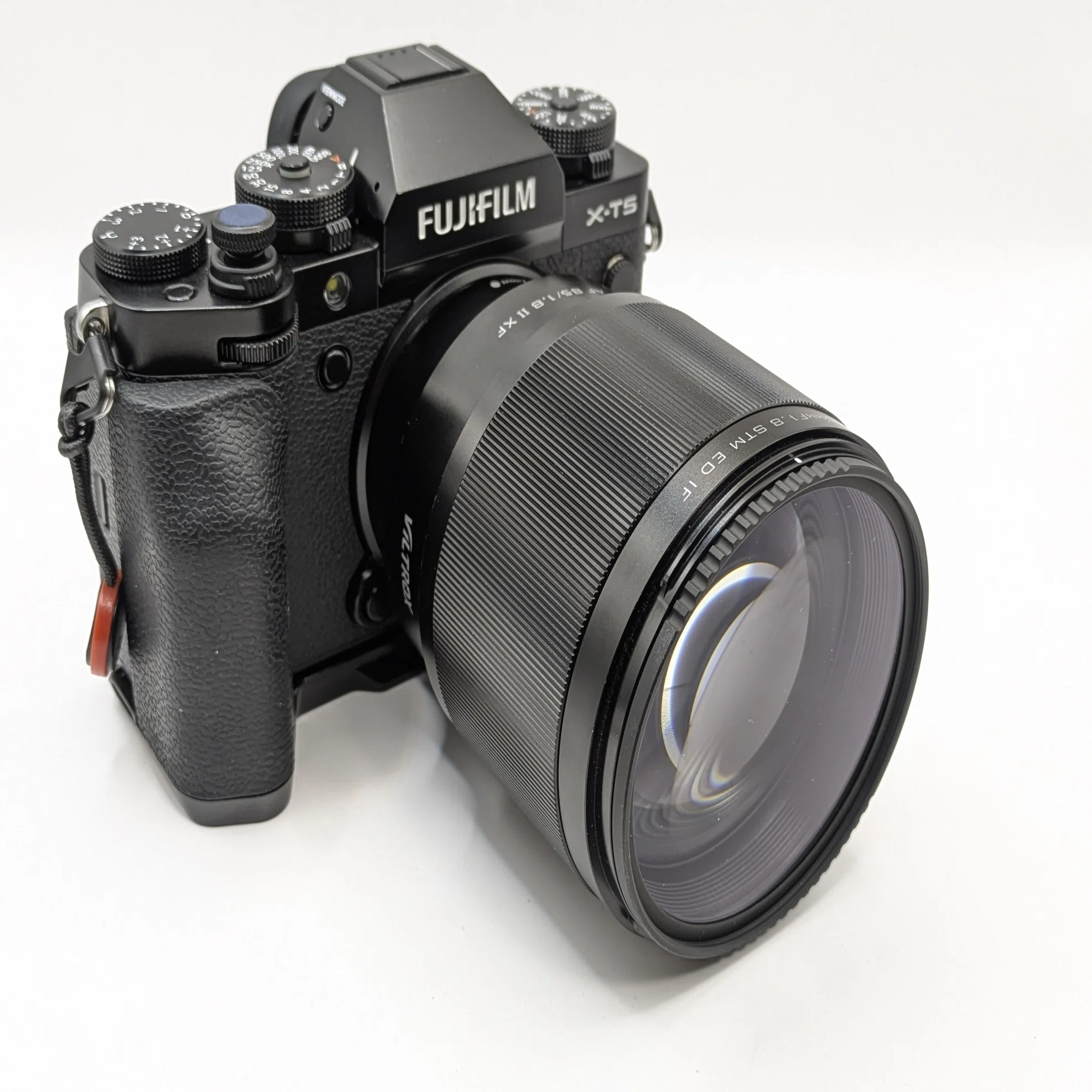 中望遠・単焦点・AFレンズが欲しい！Viltrox 85mm F1.8 II STM購入 
