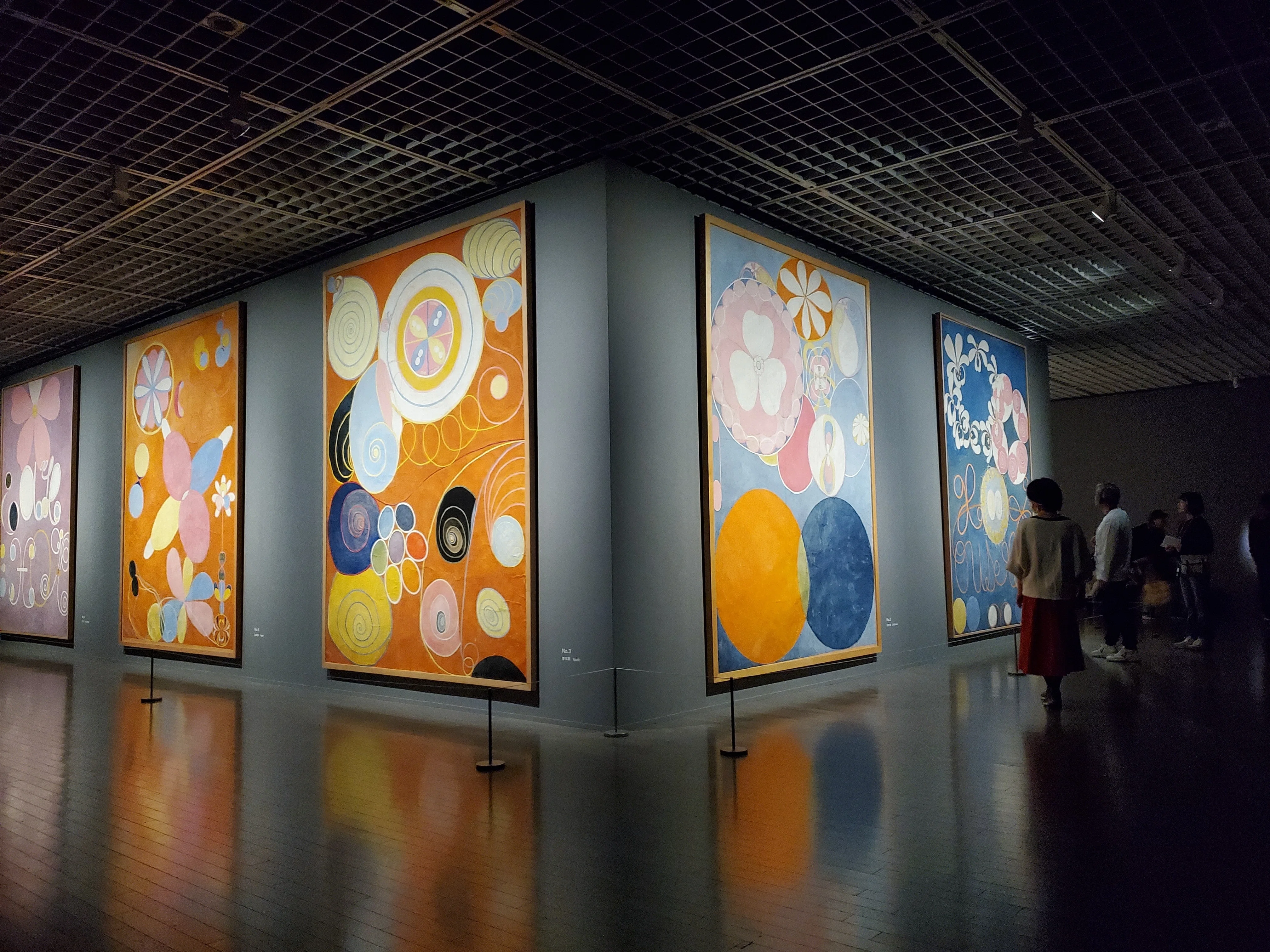 抽象画を描いた二人の女性（＋ひとりの男性）の展覧会のこと｜内田S