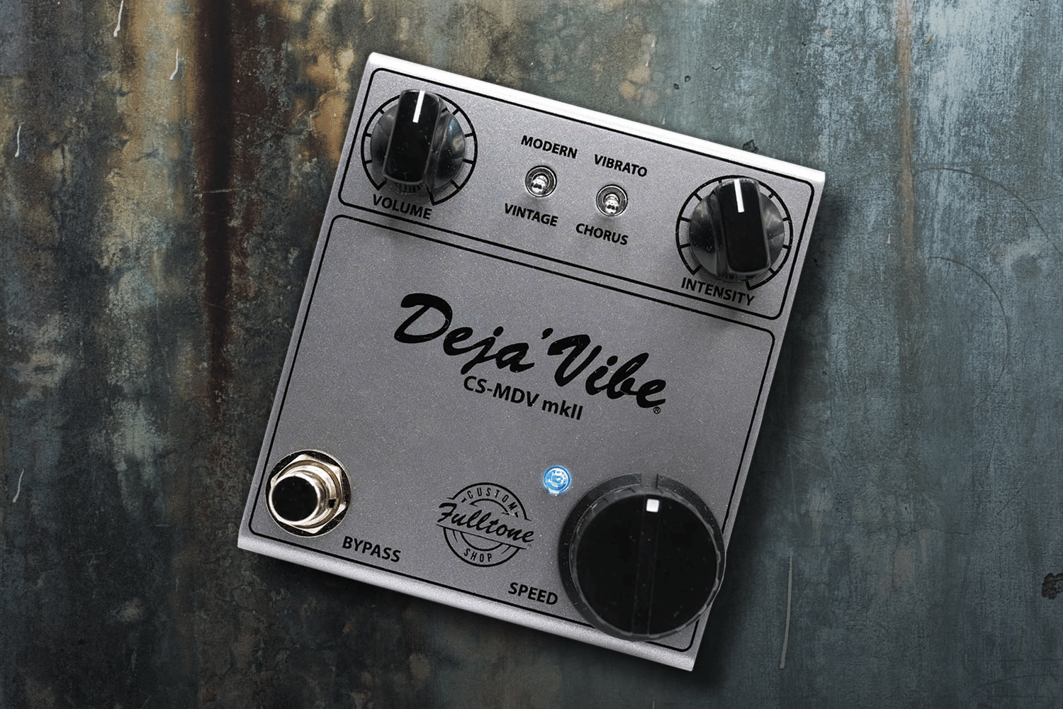 フルトーンが帰ってきた!超小型ユニヴァイブ・クローン「Mini-Deja フルトーンが帰ってきた!超小型ユニヴァイブ・クローン「Mini-Deja