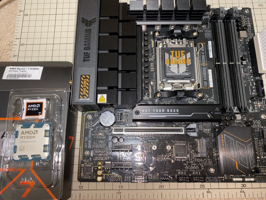 9700X メイン機のCPU取付と起動確認 @ PC｜ハコ点のランマ