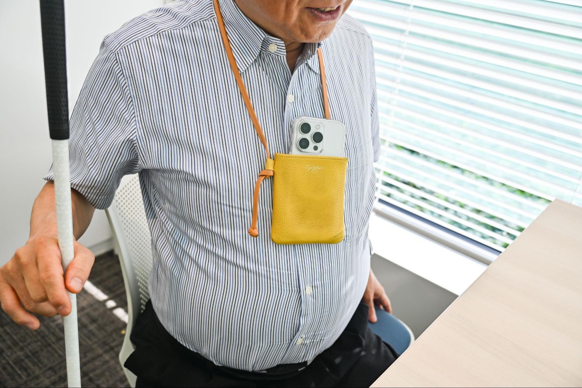 支援」ではなく「サービス」を提供することが重要。全盲社員が